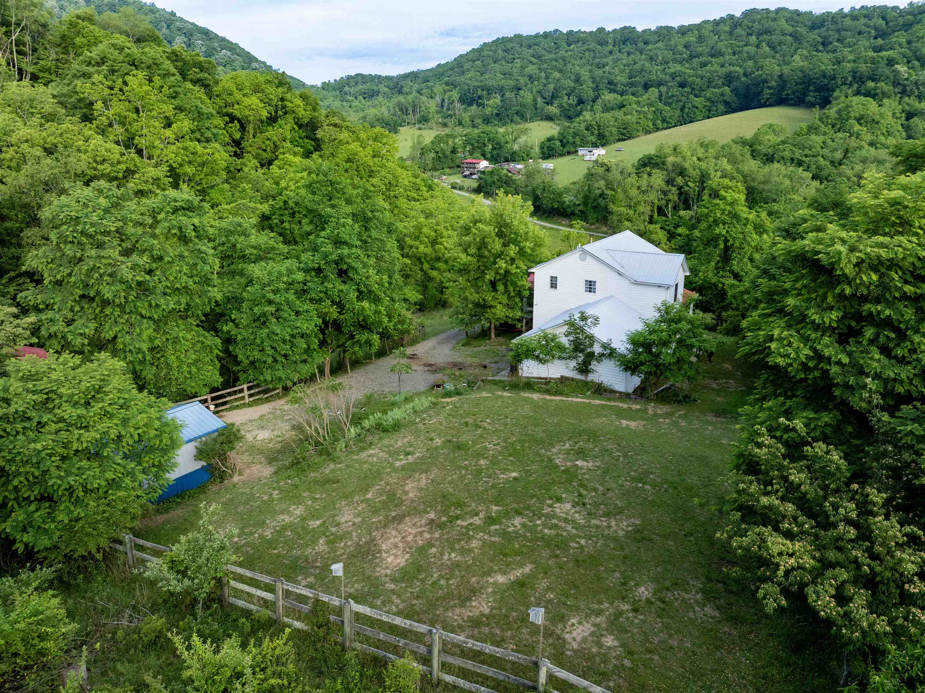 1761 Conners Valley Road Draper VA 24324