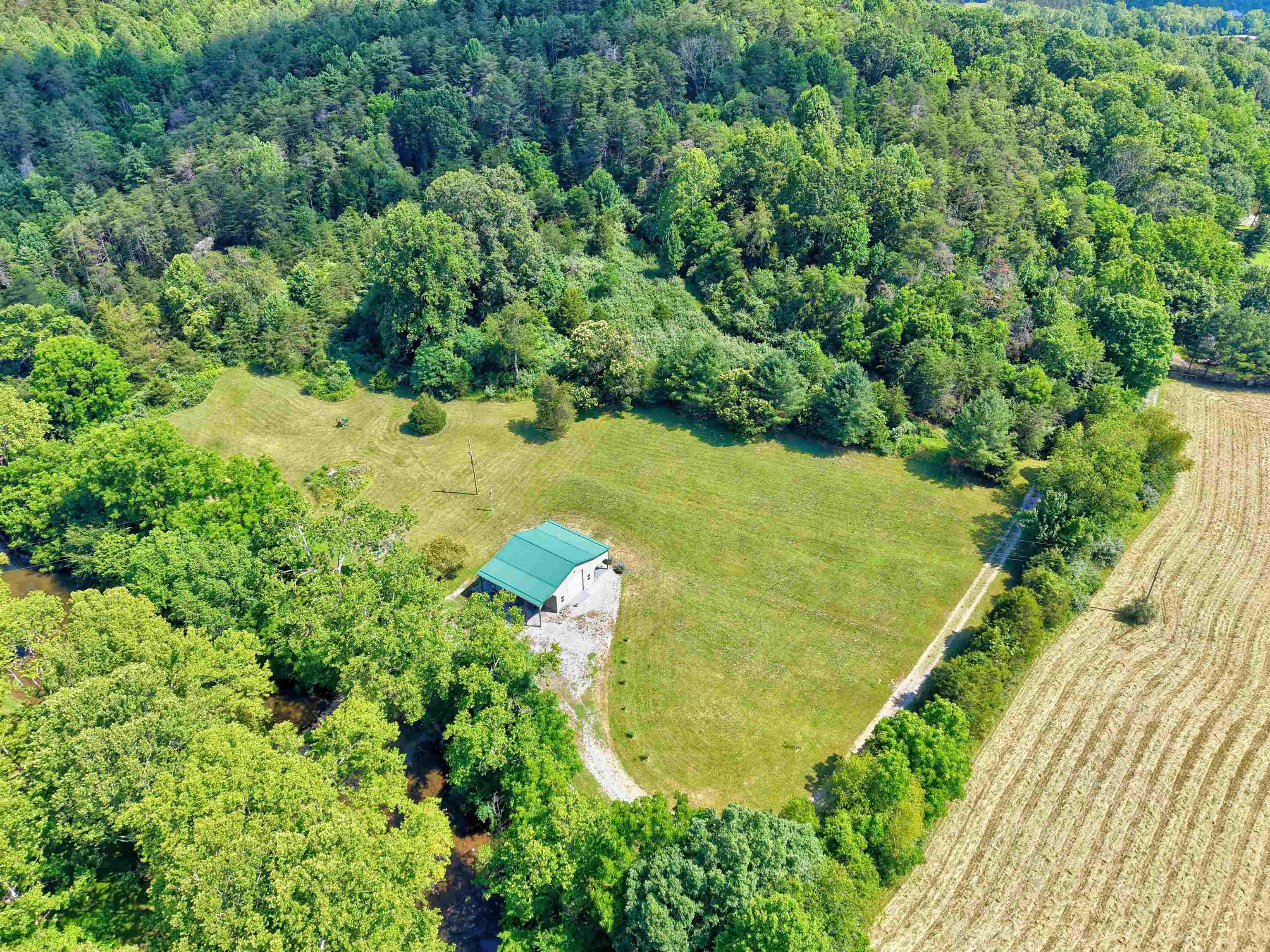 136 Clemons Lane Pearisburg VA 24134