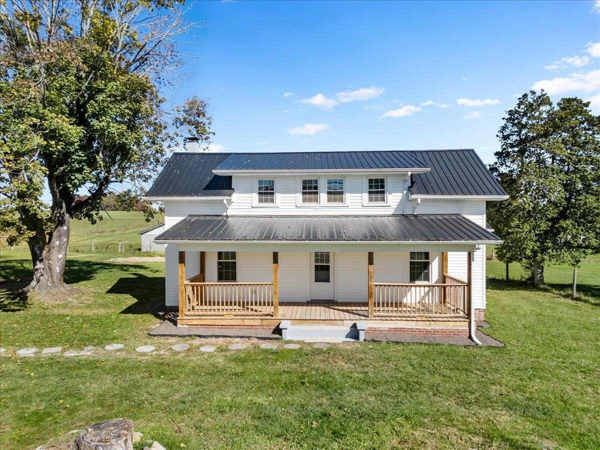 4060 Robinson Tract Road Pulaski VA 24301