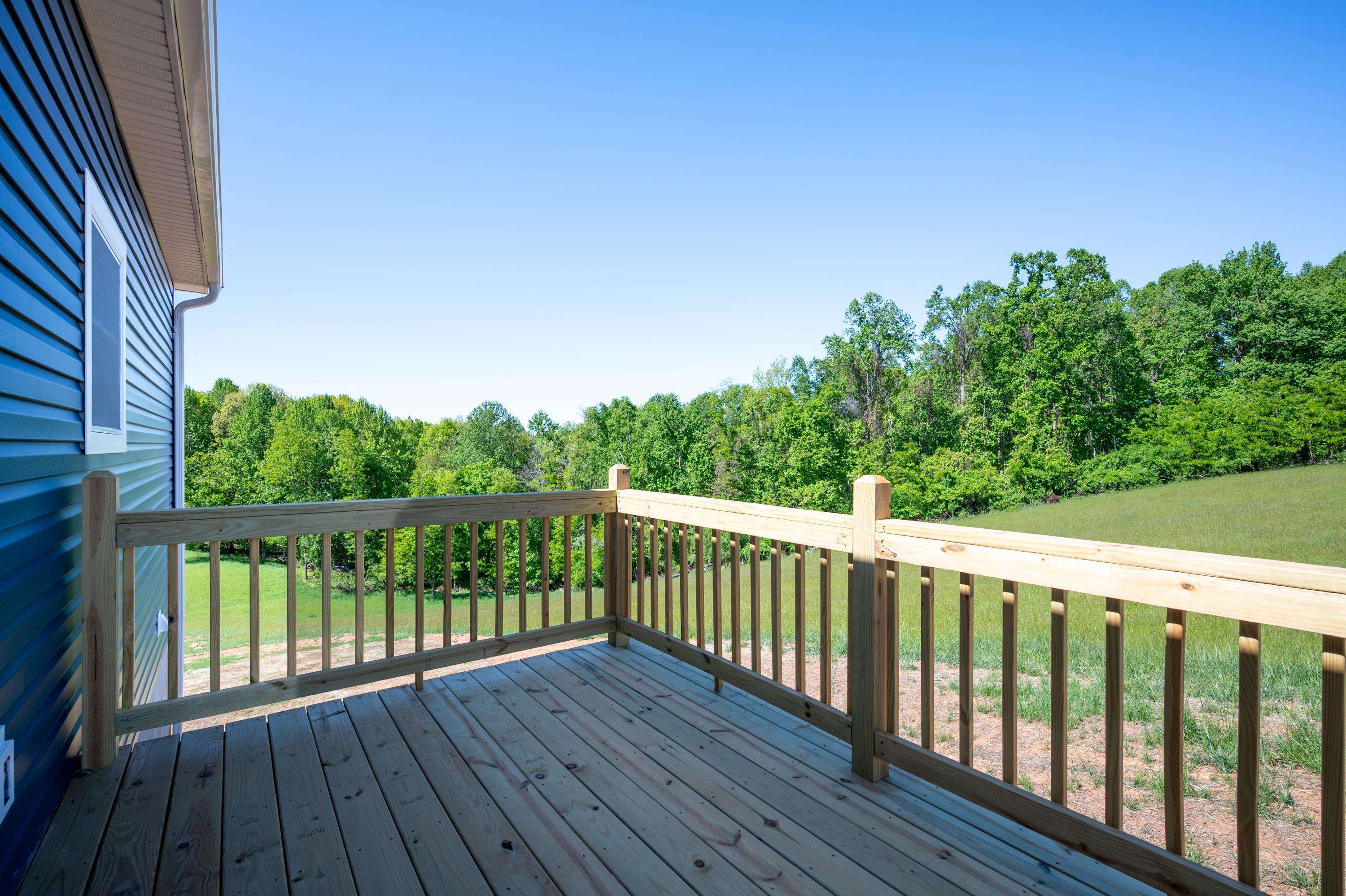 591 Edelweiss Trail Hillsville VA 24343