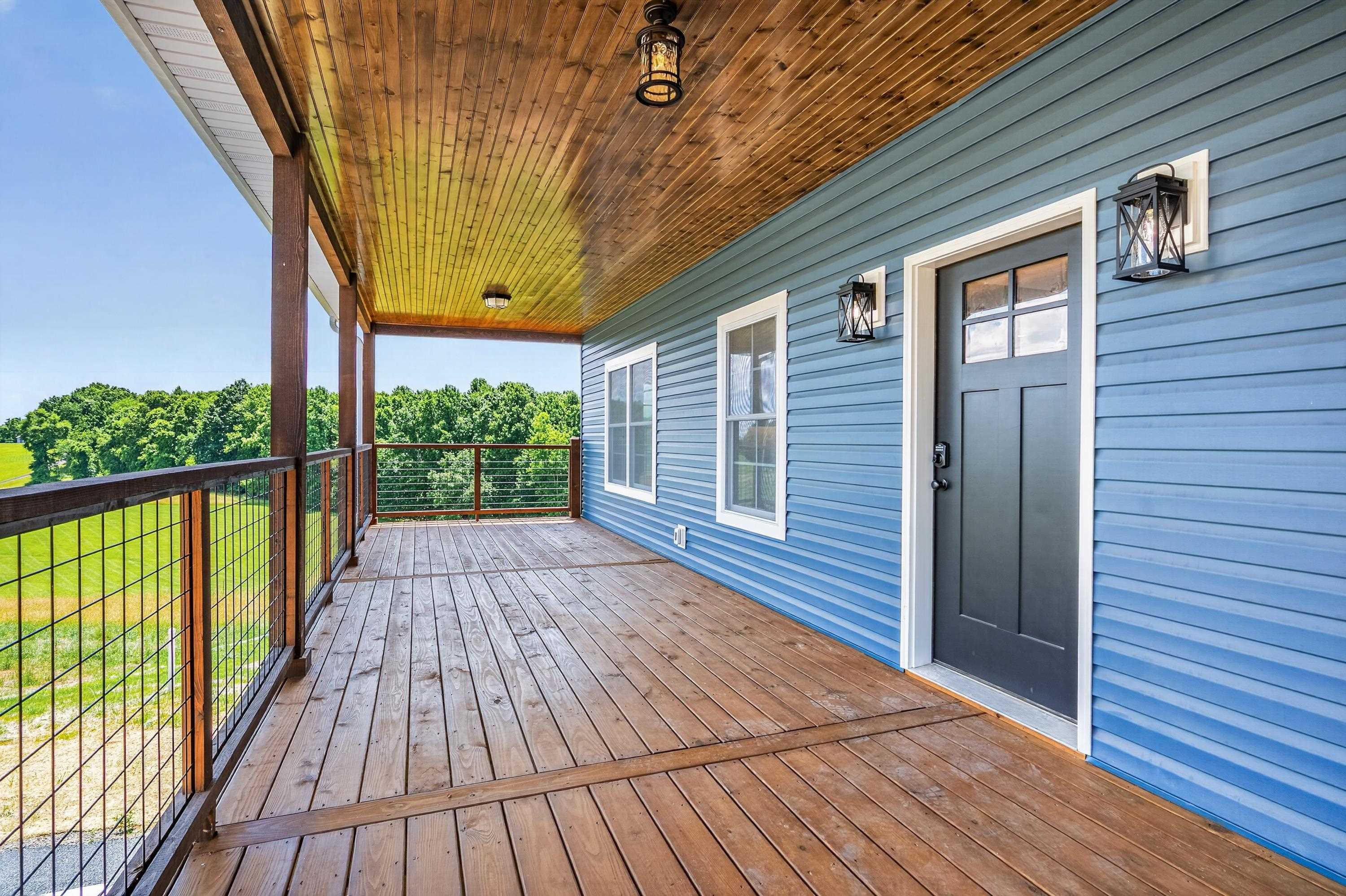 591 Edelweiss Trail Hillsville VA 24343