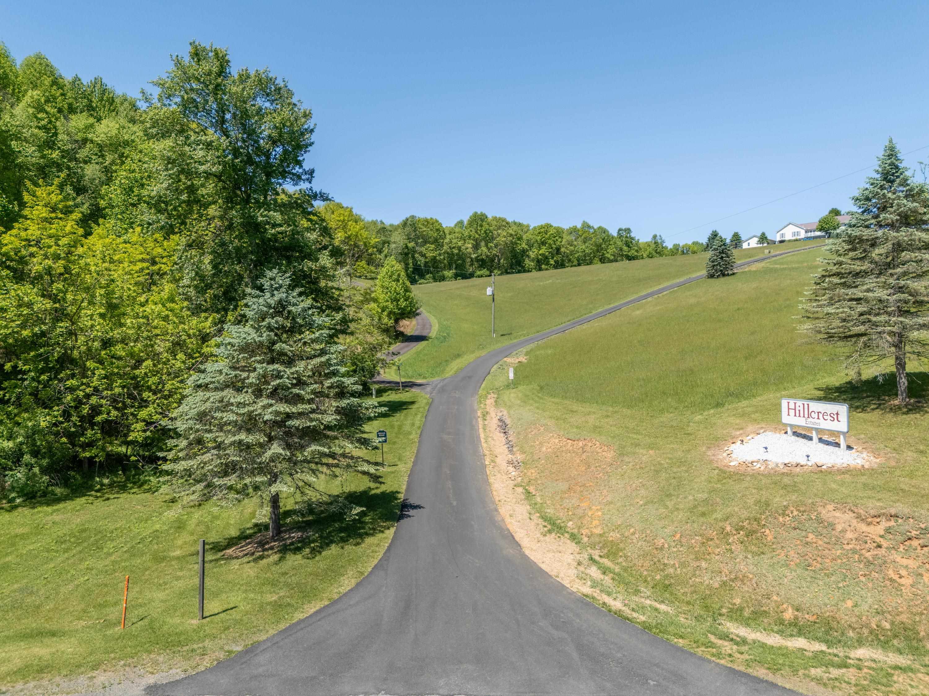 591 Edelweiss Trail Hillsville VA 24343