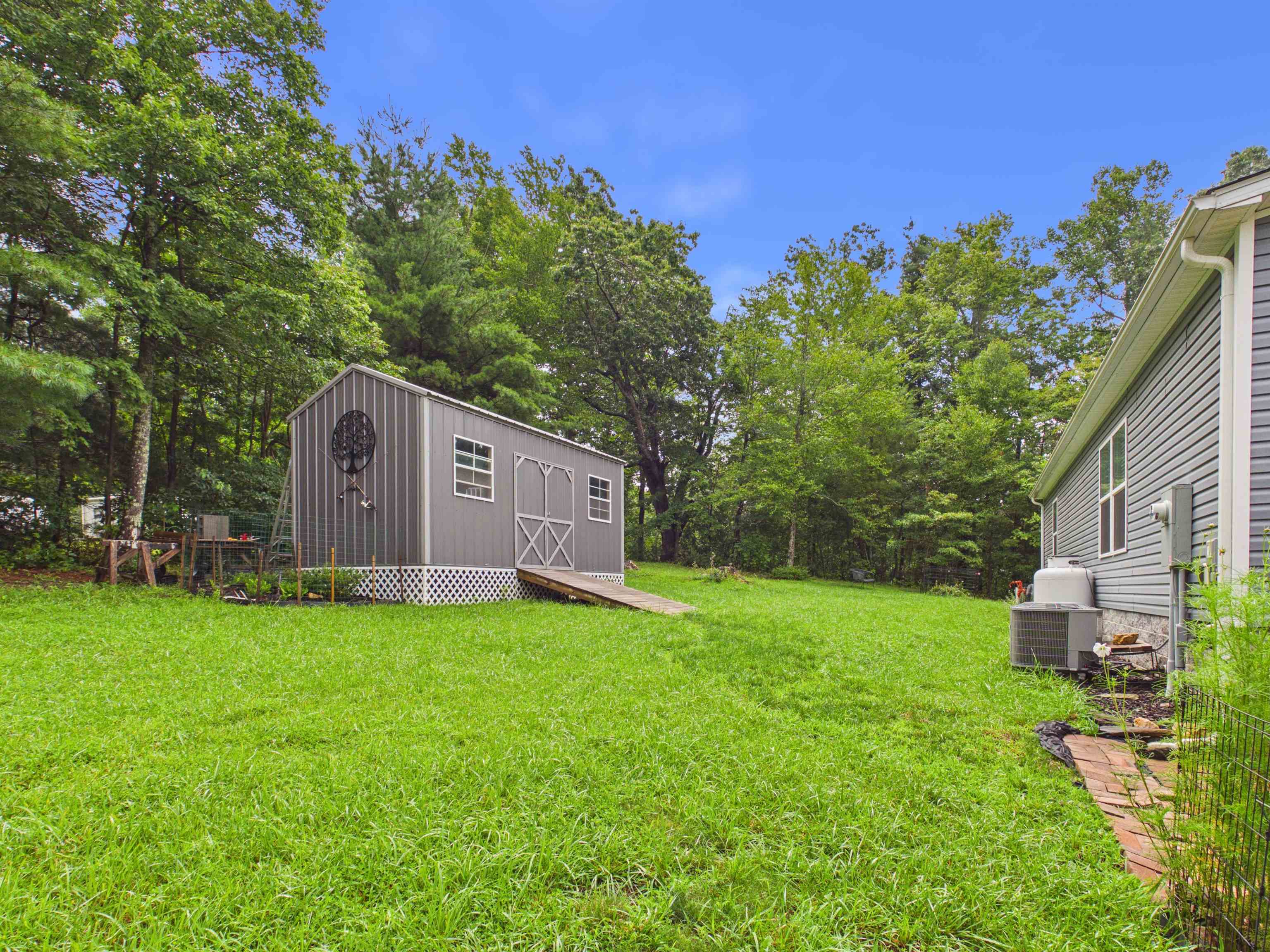 376 Ridge Oak Drive SE Copper Hill VA 24079