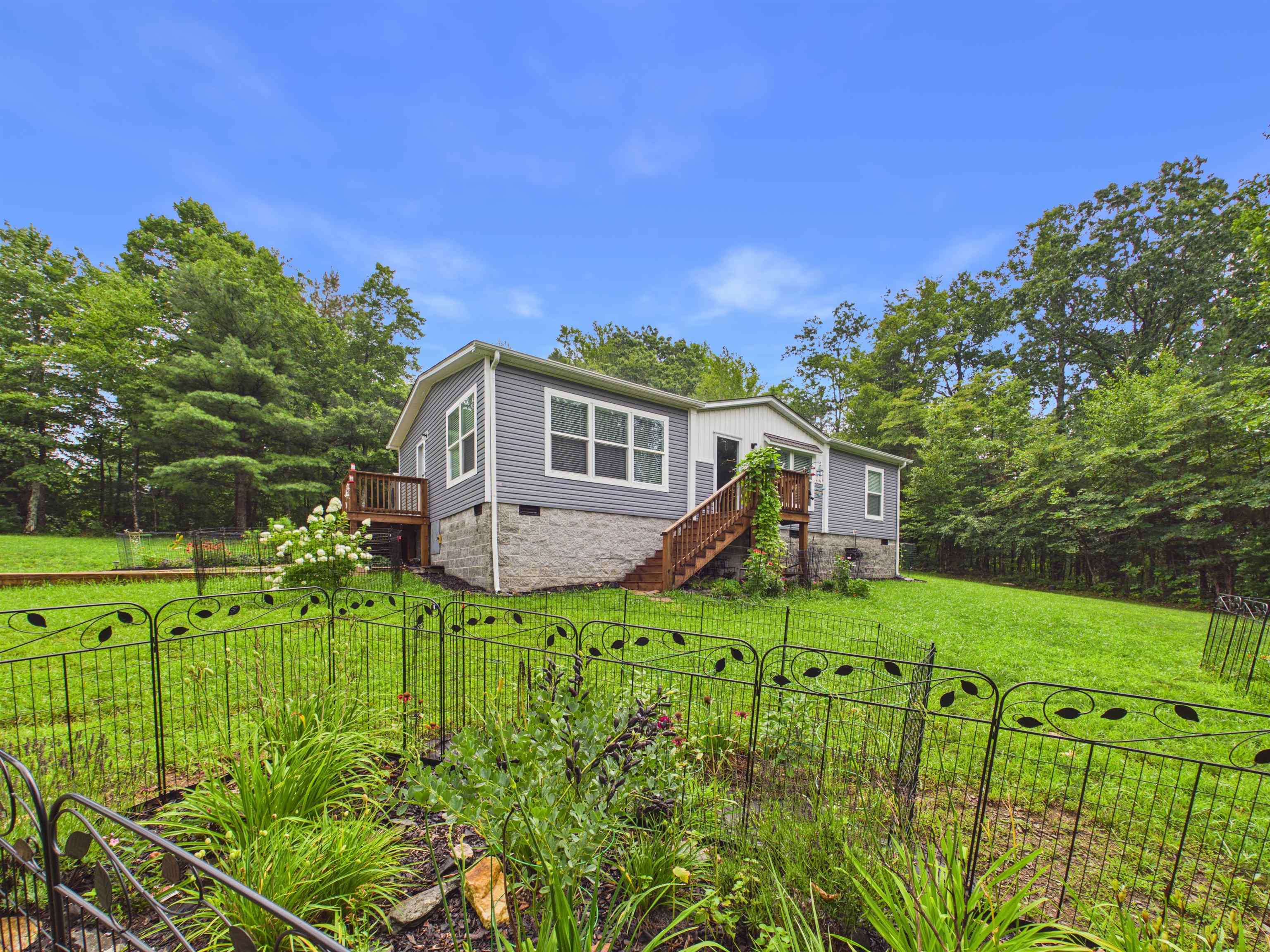 376 Ridge Oak Drive SE Copper Hill VA 24079