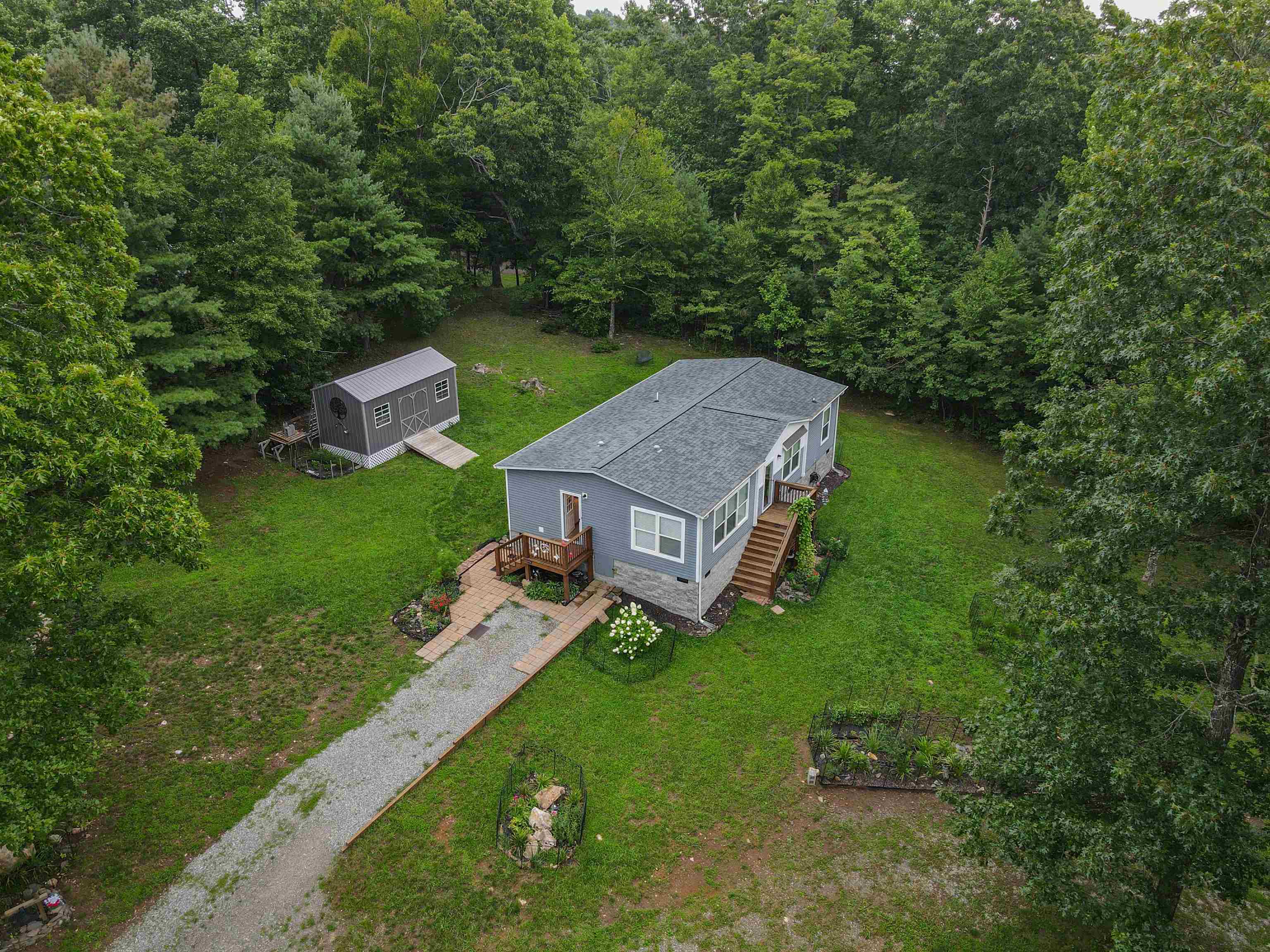 376 Ridge Oak Drive SE Copper Hill VA 24079