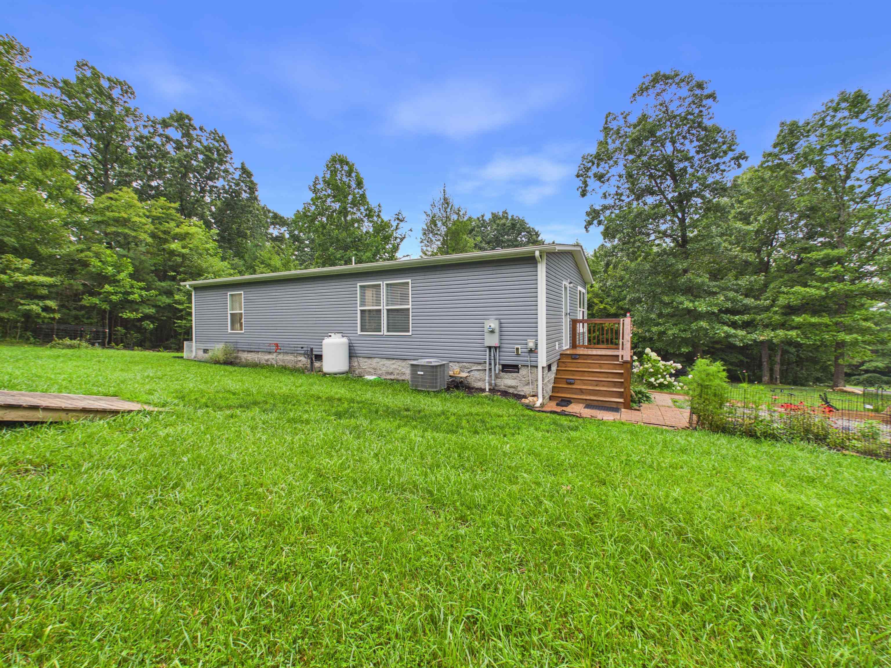 376 Ridge Oak Drive SE Copper Hill VA 24079