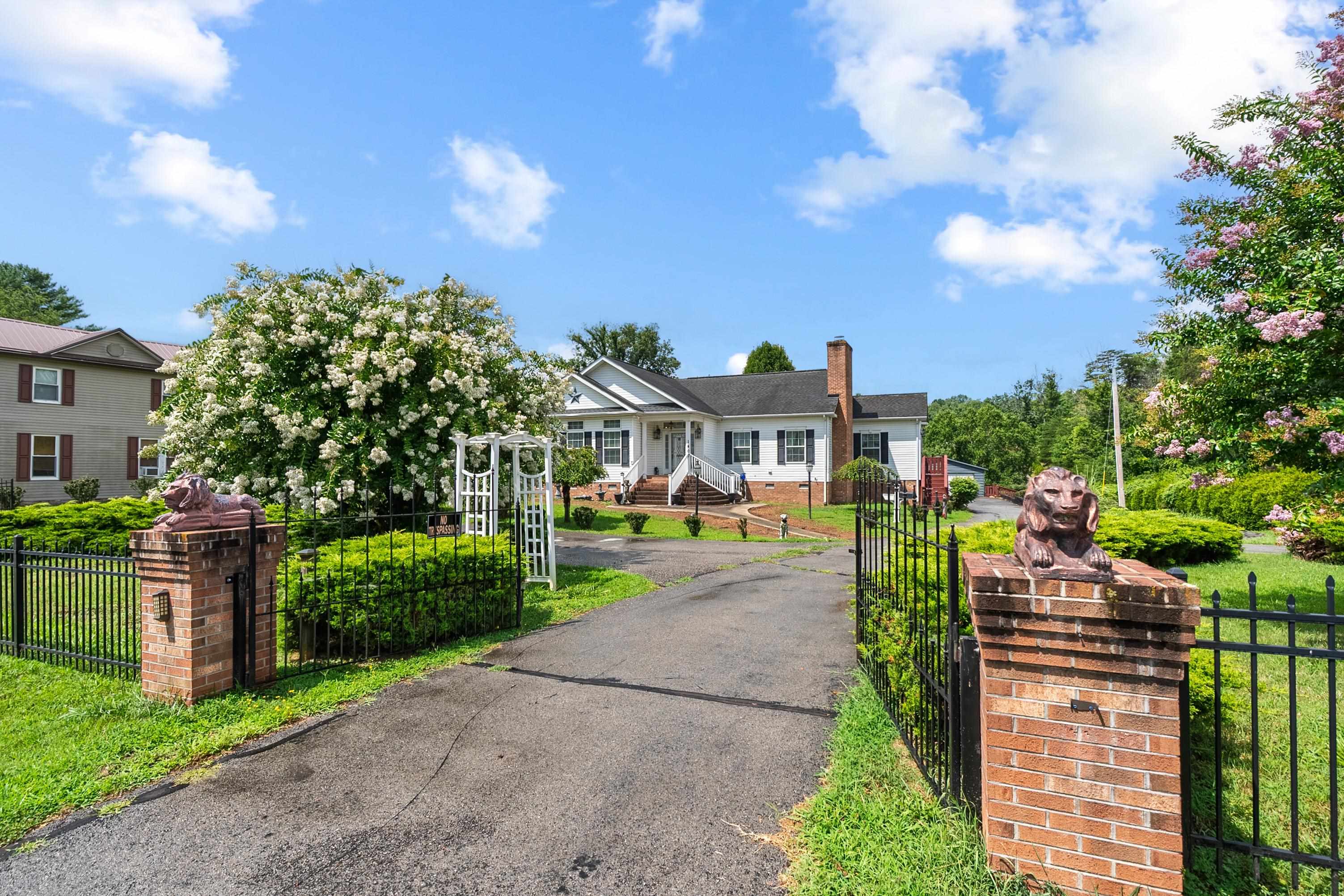 1407 Randolph Avenue Pulaski VA 24301