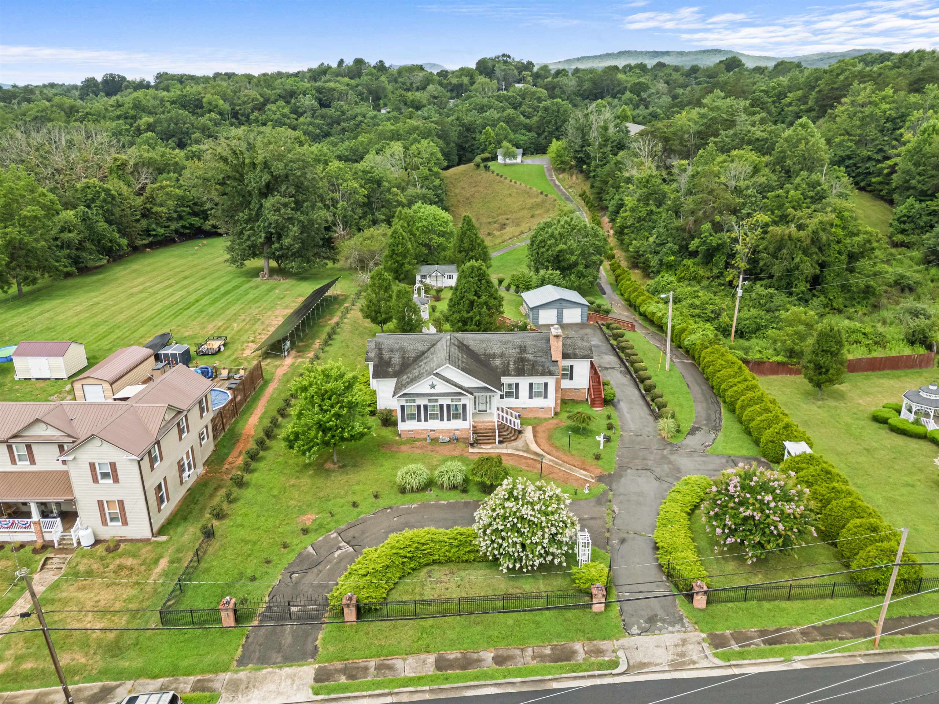 1407 Randolph Avenue Pulaski VA 24301