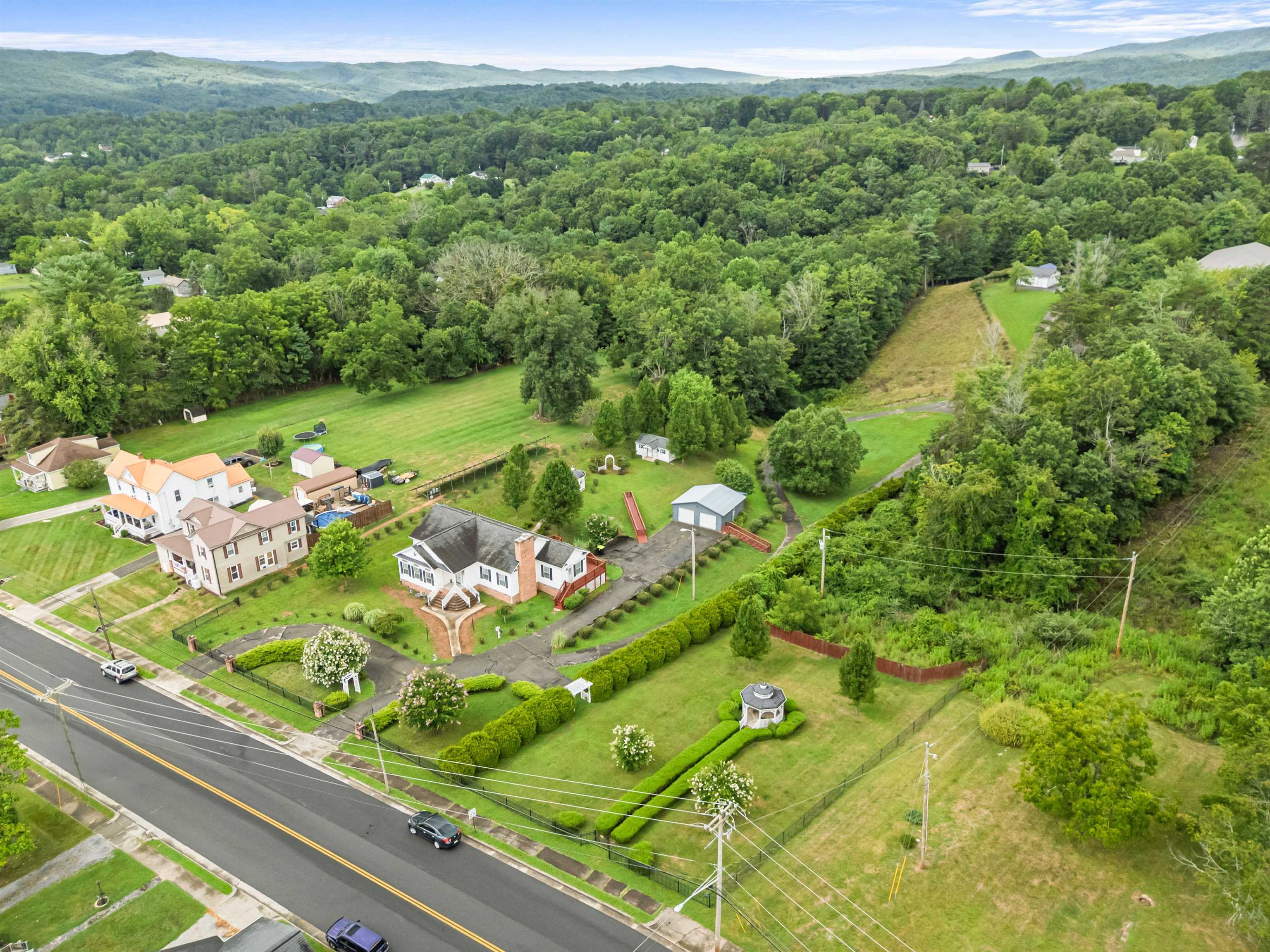 1407 Randolph Avenue Pulaski VA 24301