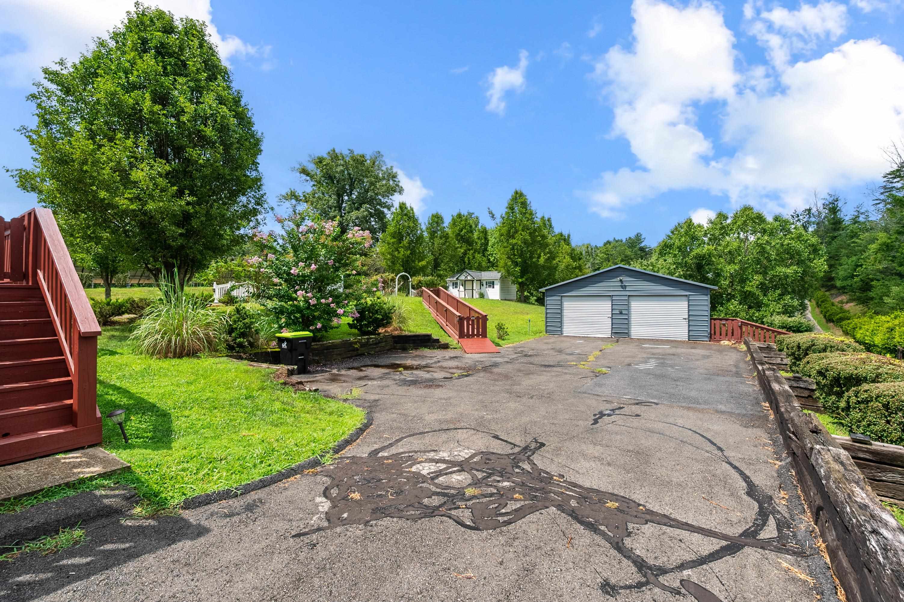 1407 Randolph Avenue Pulaski VA 24301