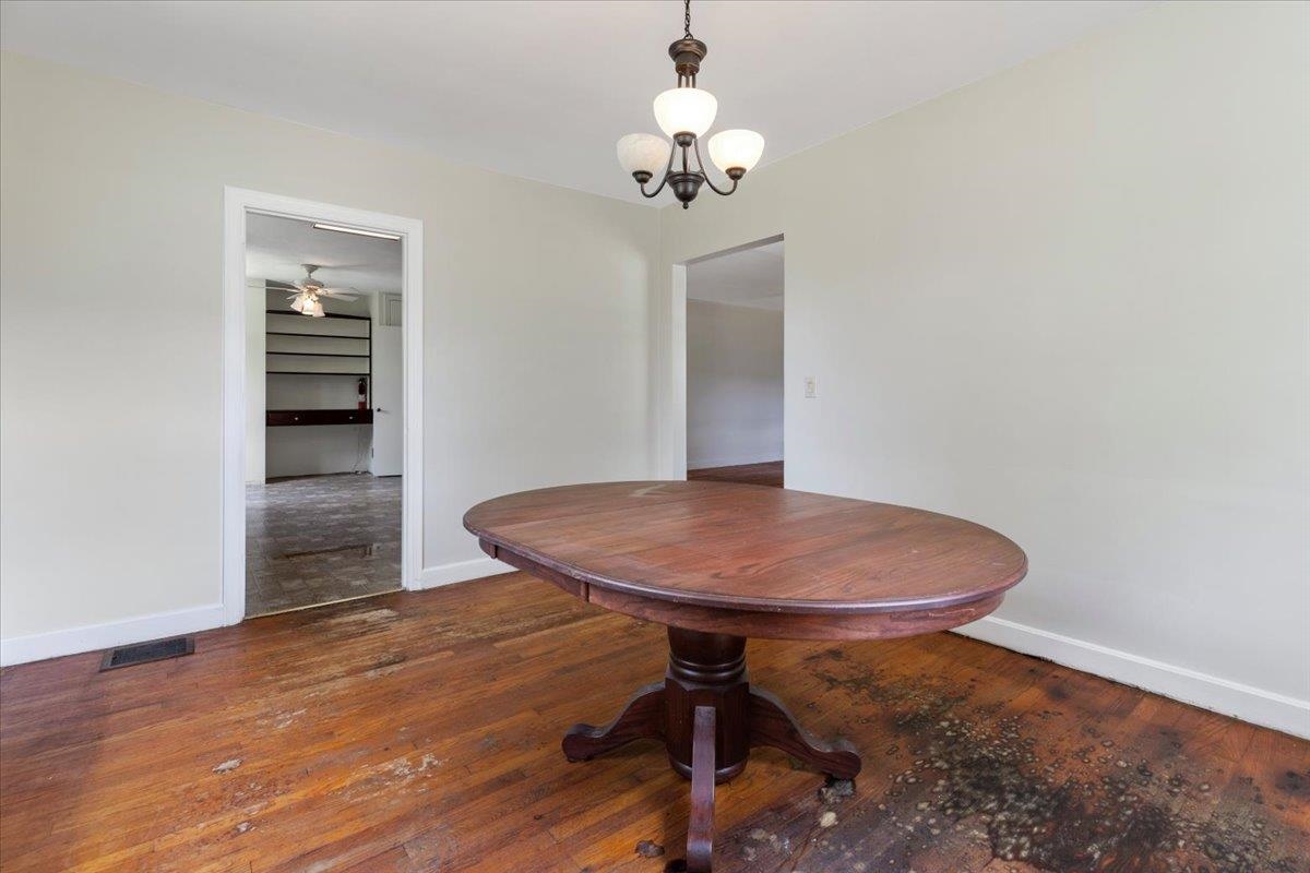 2300 Walkers Creek Valley Road Pearisburg VA 24134