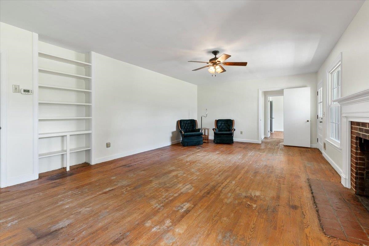 2300 Walkers Creek Valley Road Pearisburg VA 24134