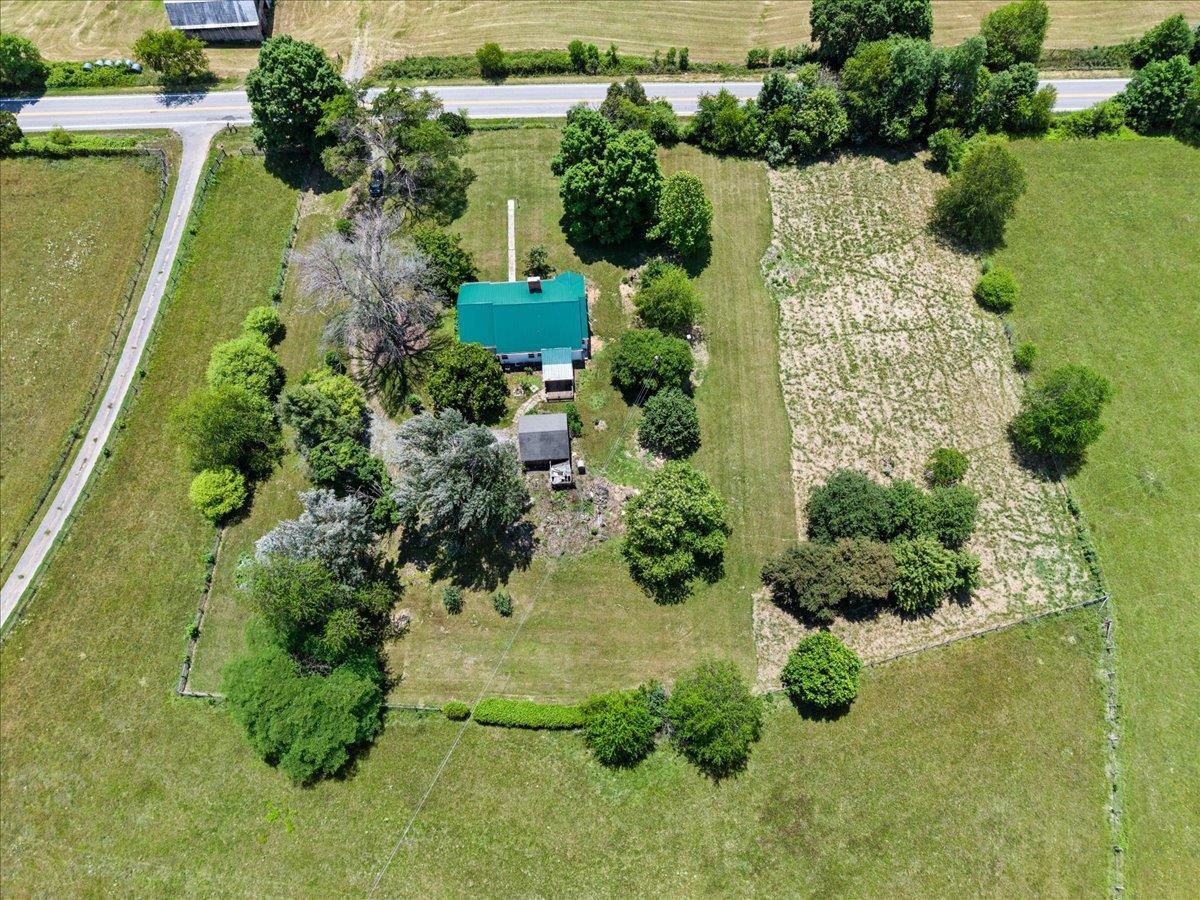 2300 Walkers Creek Valley Road Pearisburg VA 24134