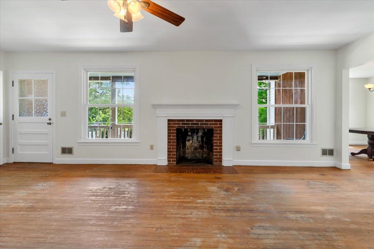2300 Walkers Creek Valley Road Pearisburg VA 24134
