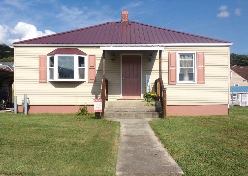 118 Midway Street Narrows VA 24124