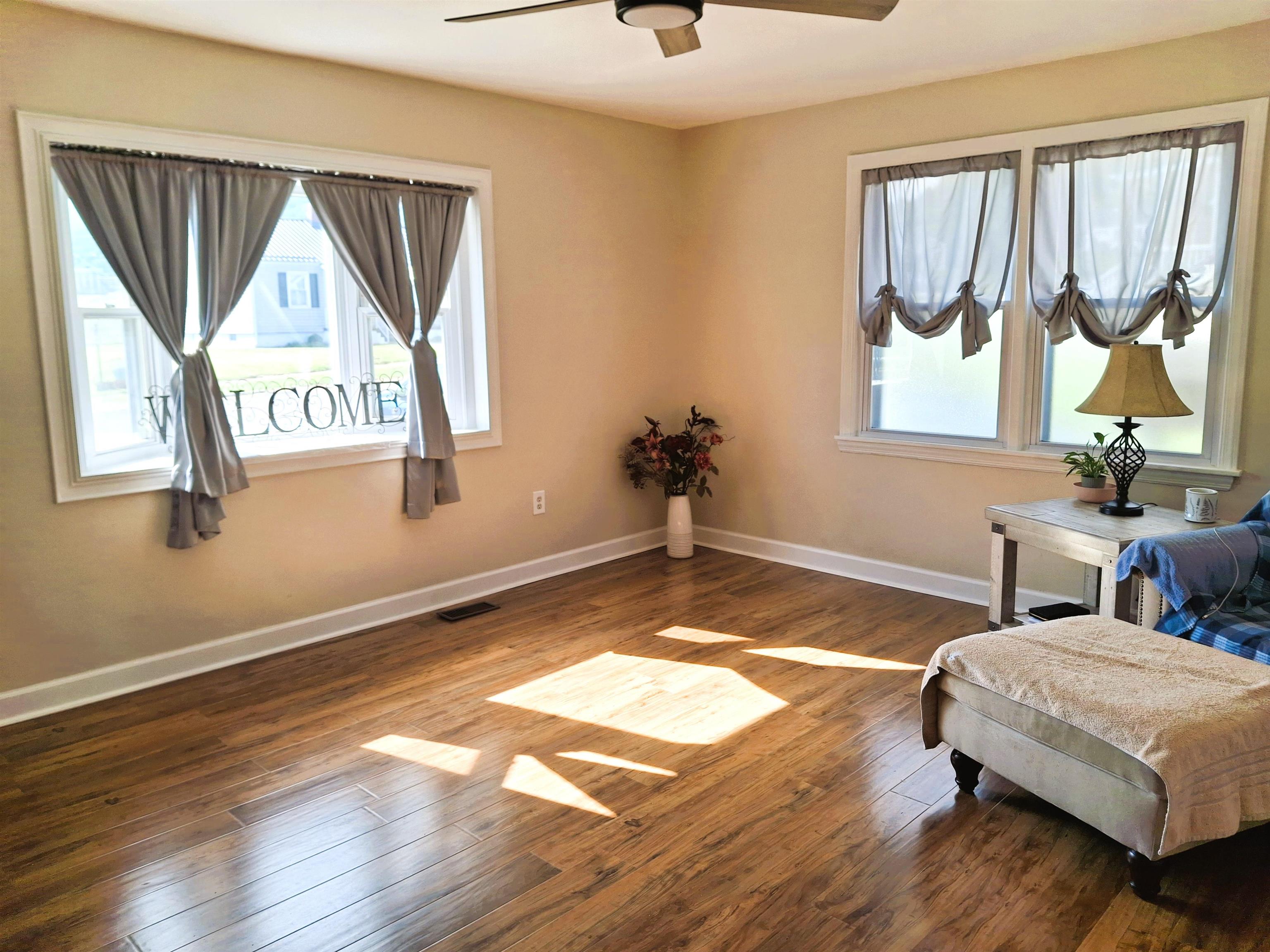 118 Midway Street Narrows VA 24124