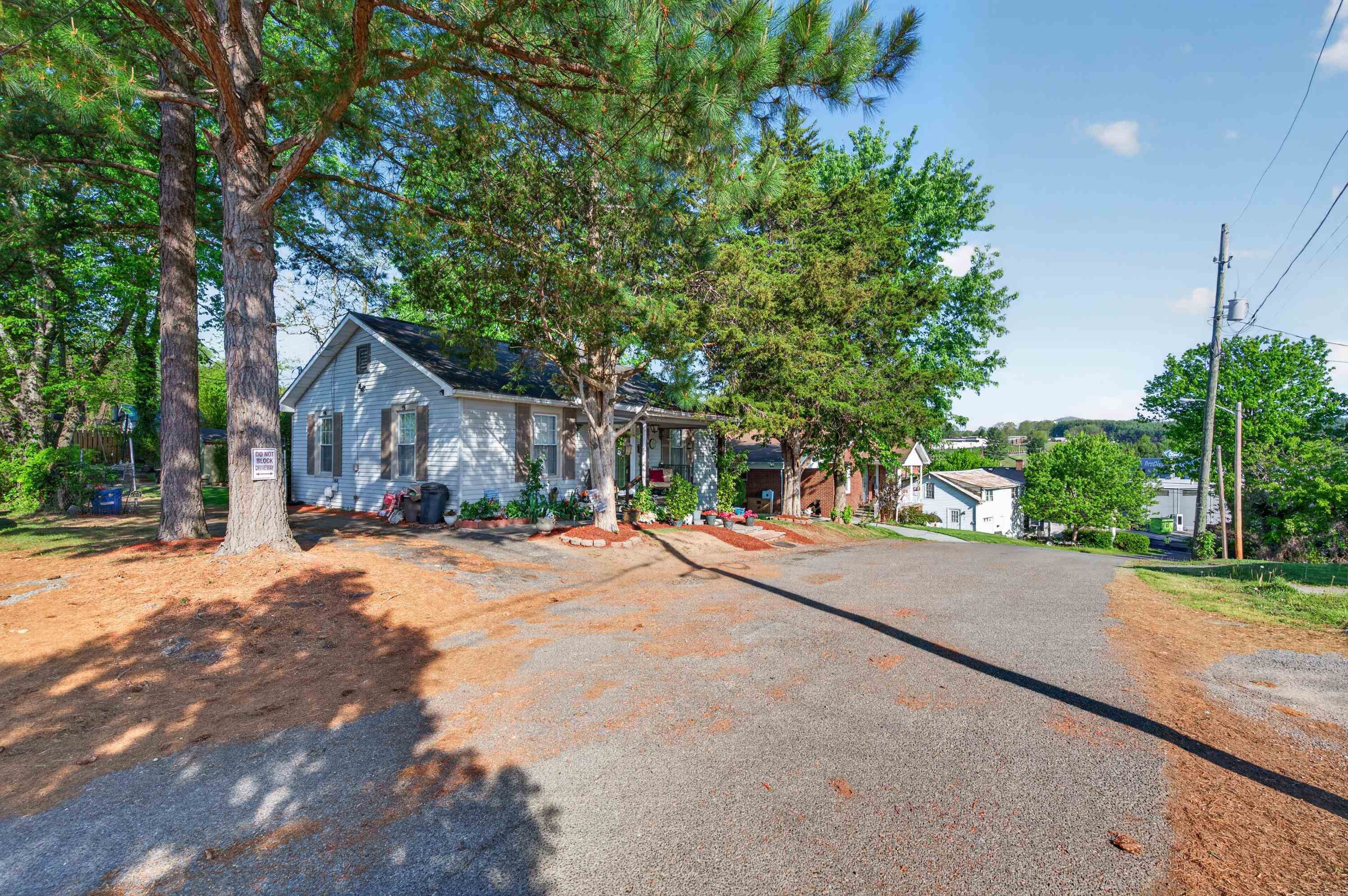 175 Lahue Drive Wytheville VA 24382