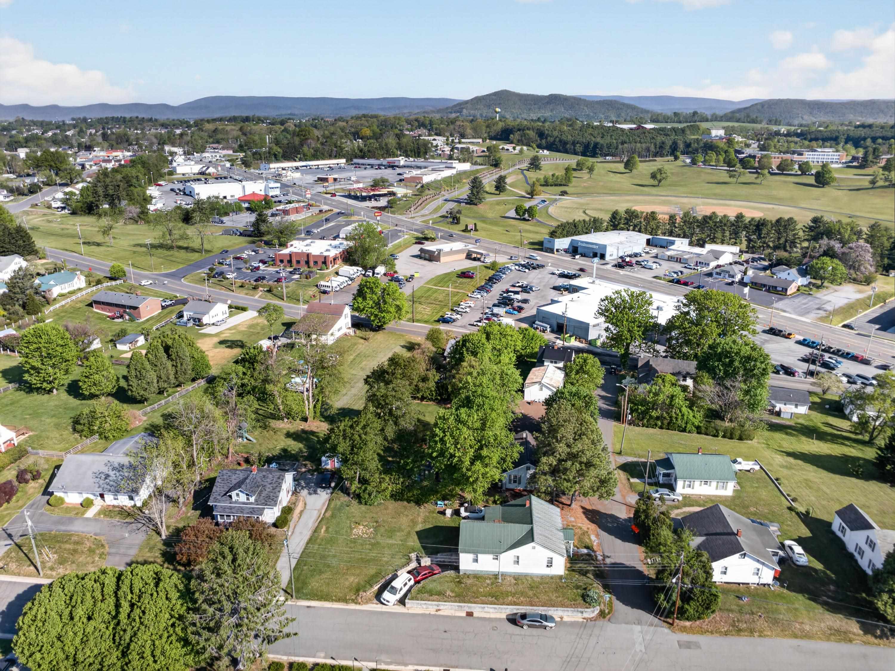 175 Lahue Drive Wytheville VA 24382
