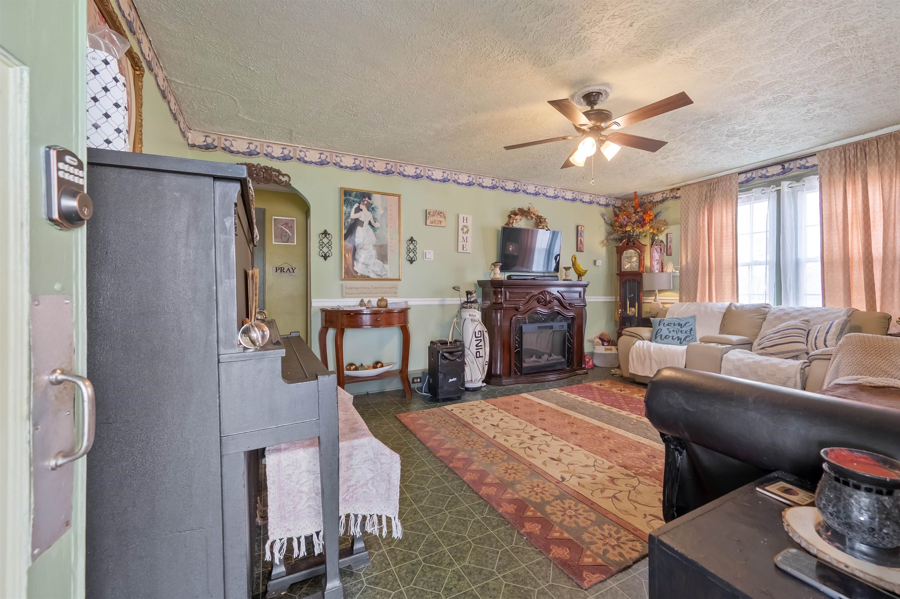 175 Lahue Drive Wytheville VA 24382
