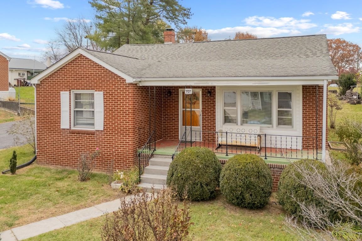 707 Pendleton Street Radford VA 24141
