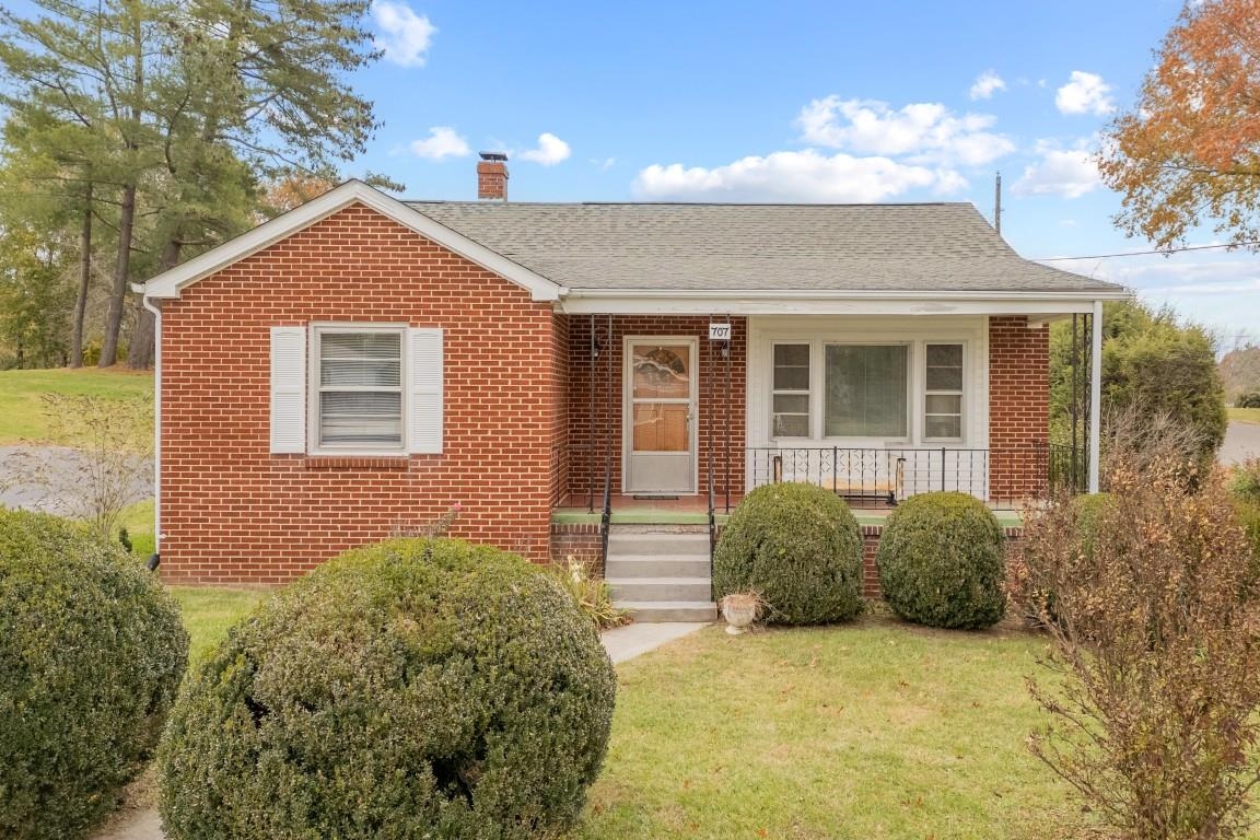 707 Pendleton Street Radford VA 24141