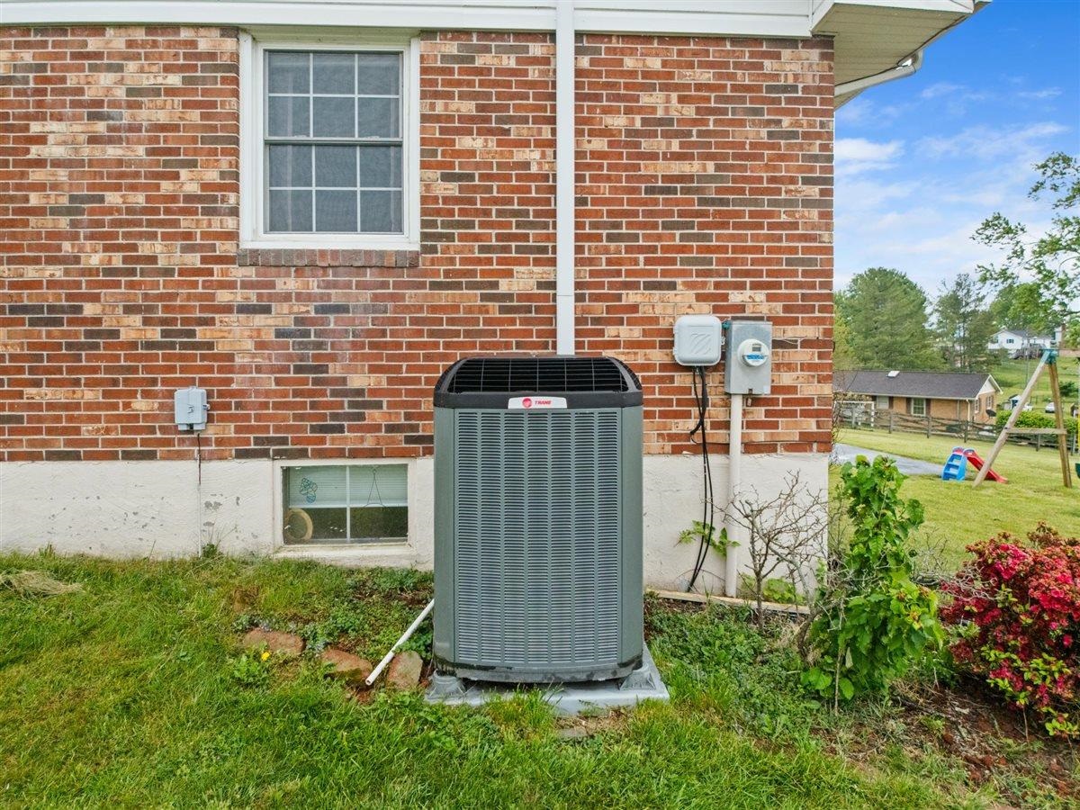 5739 Ridgewood Place Street Pulaski VA 24301