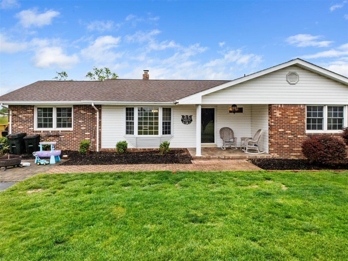 5739 Ridgewood Place Street Pulaski VA 24301