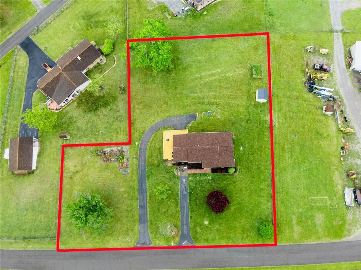 5739 Ridgewood Place Street Pulaski VA 24301