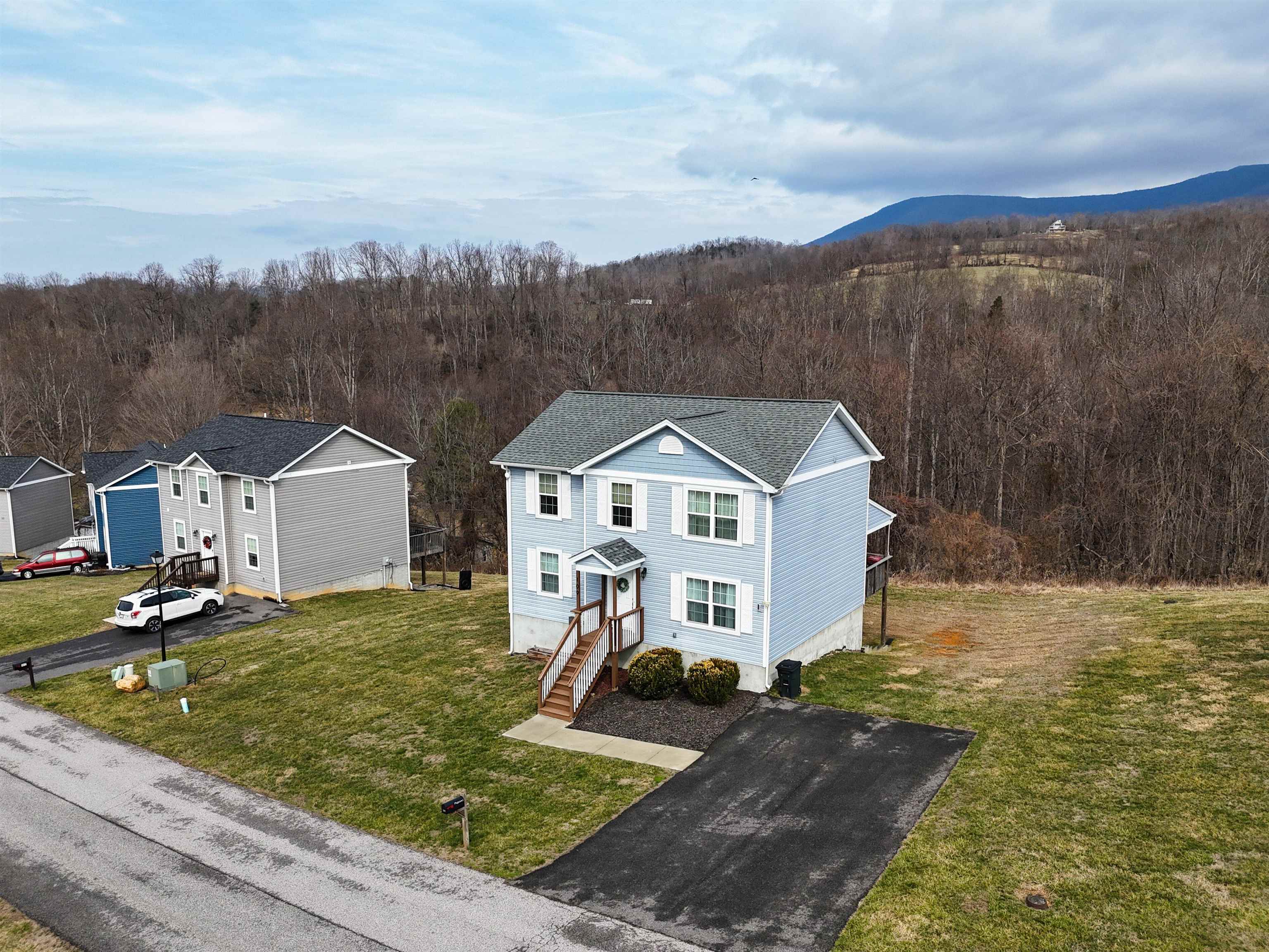 109 Prairie View Lane Pembroke VA 24136