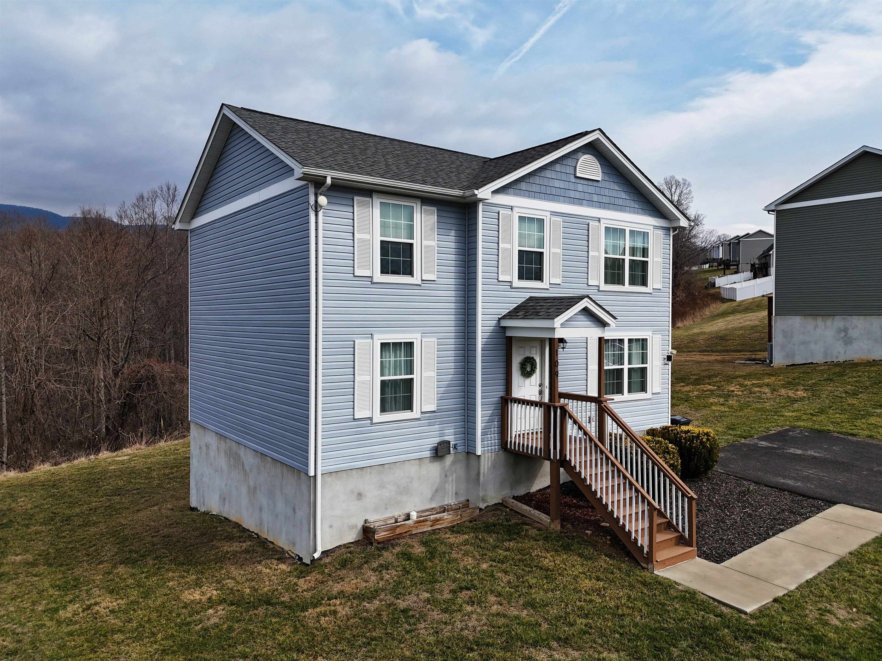 109 Prairie View Lane Pembroke VA 24136