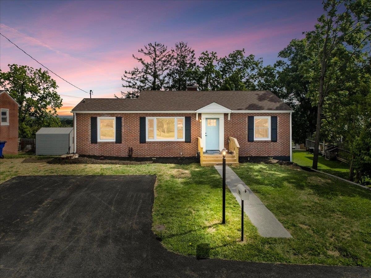 103 Longview Drive Christiansburg VA 24073
