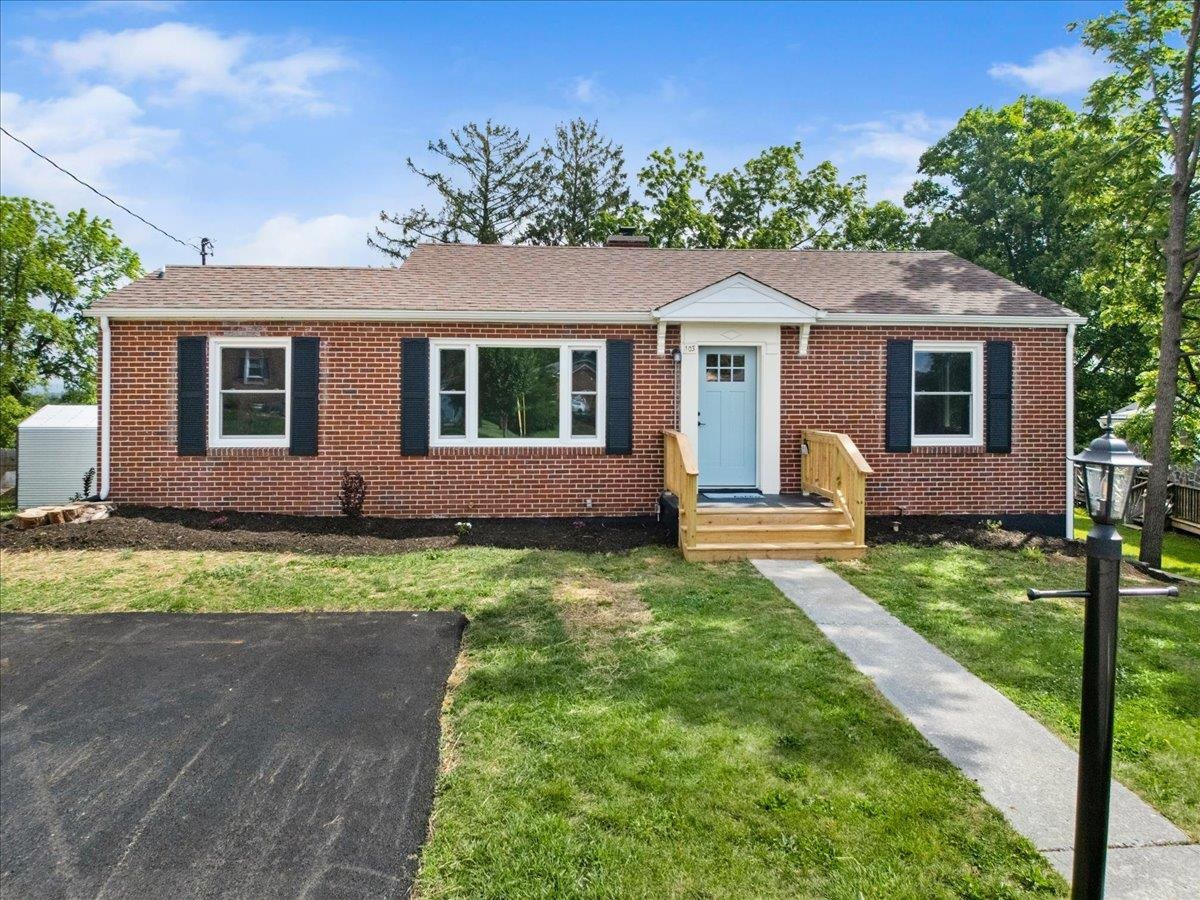 103 Longview Drive Christiansburg VA 24073