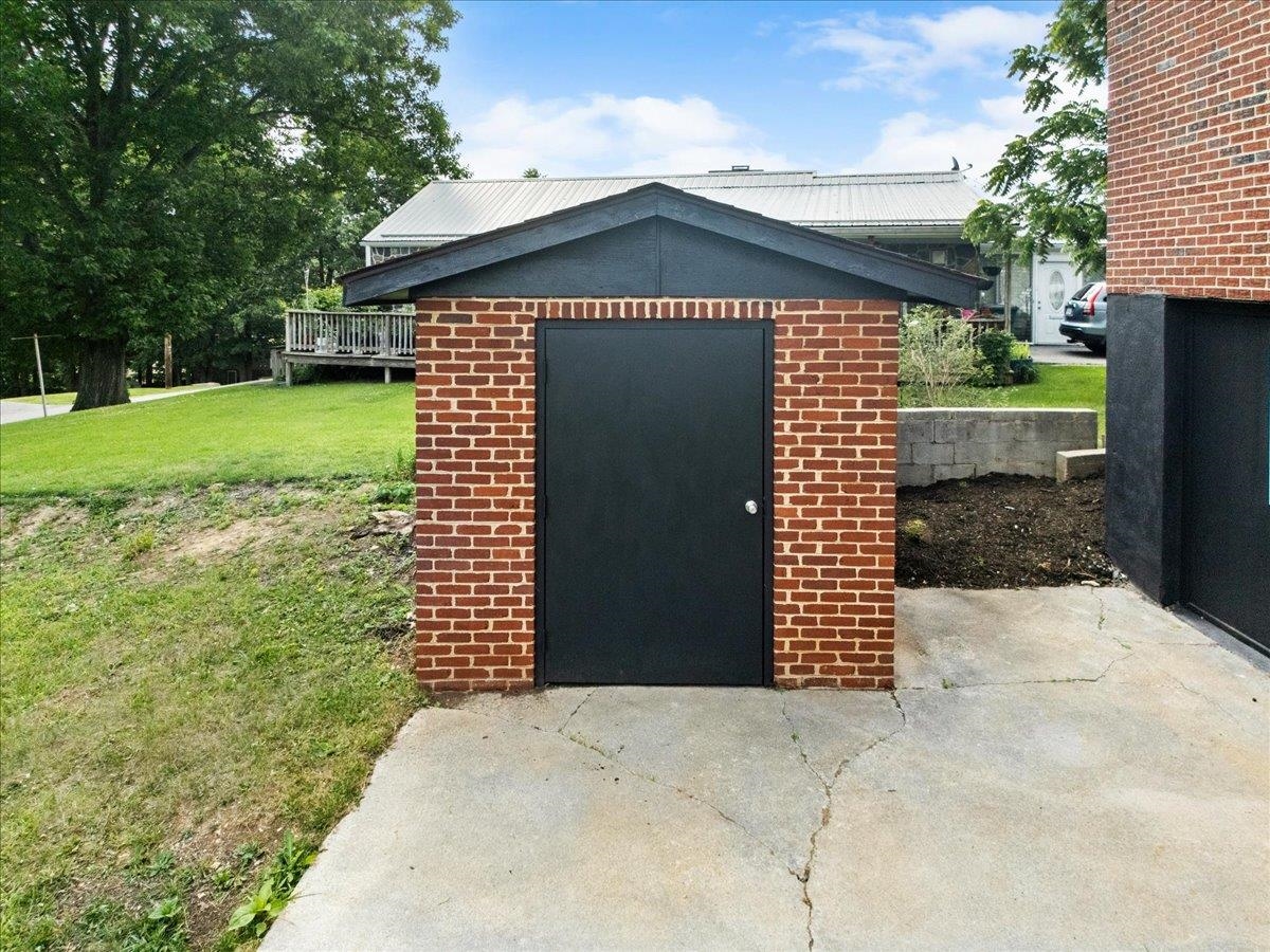 103 Longview Drive Christiansburg VA 24073