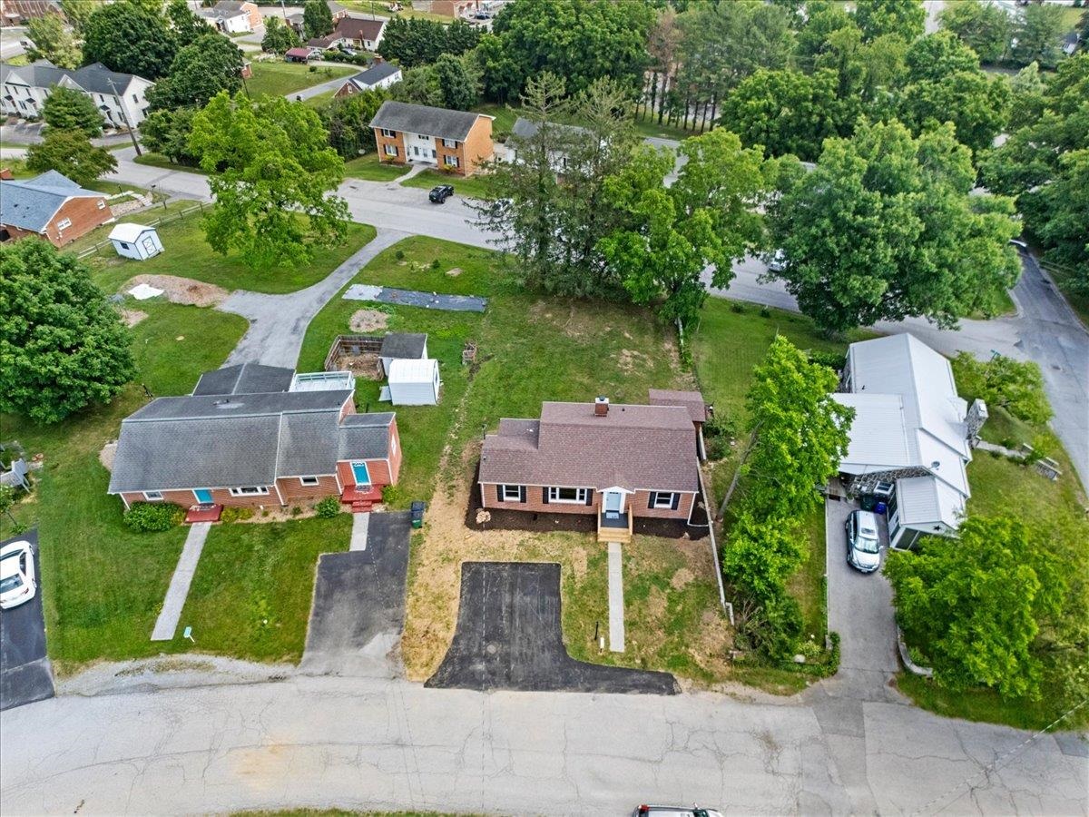 103 Longview Drive Christiansburg VA 24073
