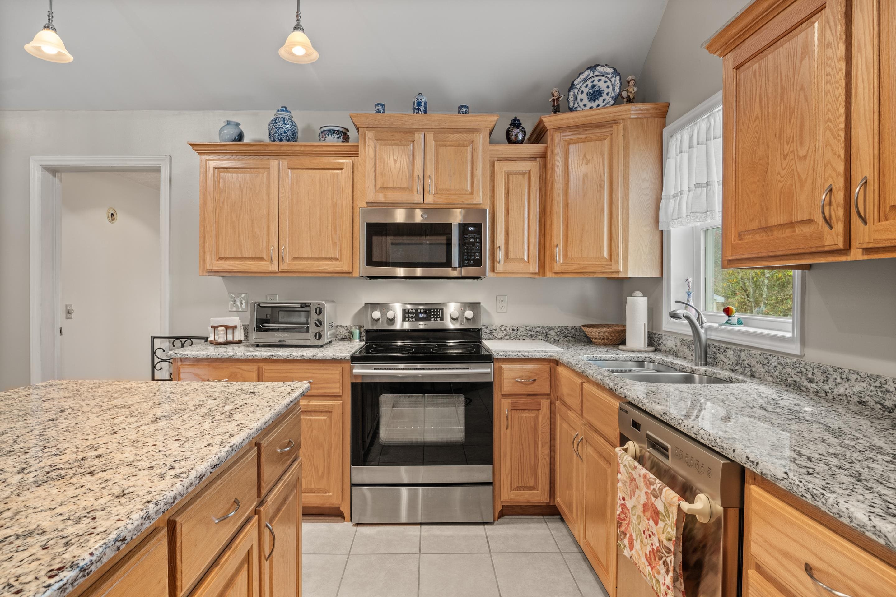 465 Lakeview Drive Wytheville VA 24382