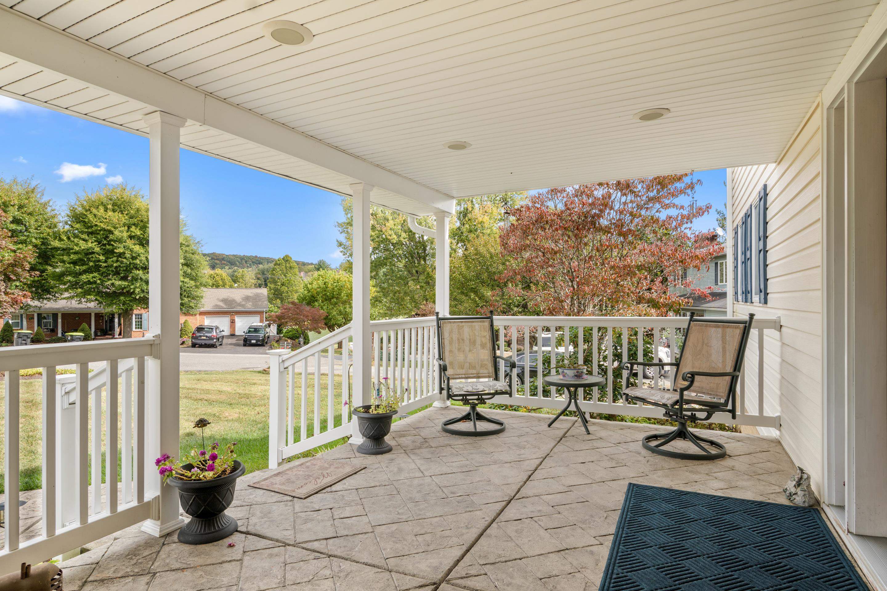 465 Lakeview Drive Wytheville VA 24382