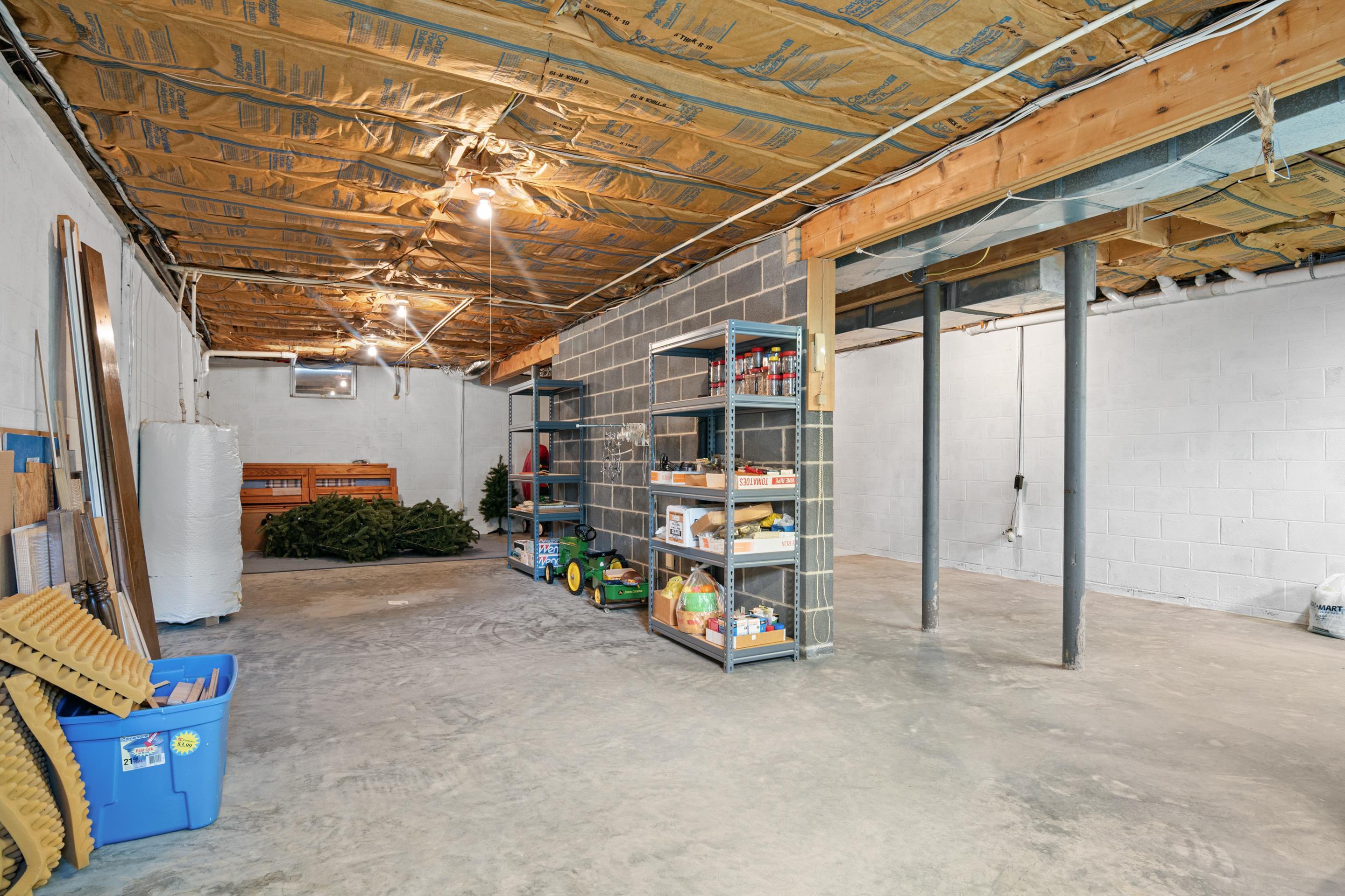 465 Lakeview Drive Wytheville VA 24382