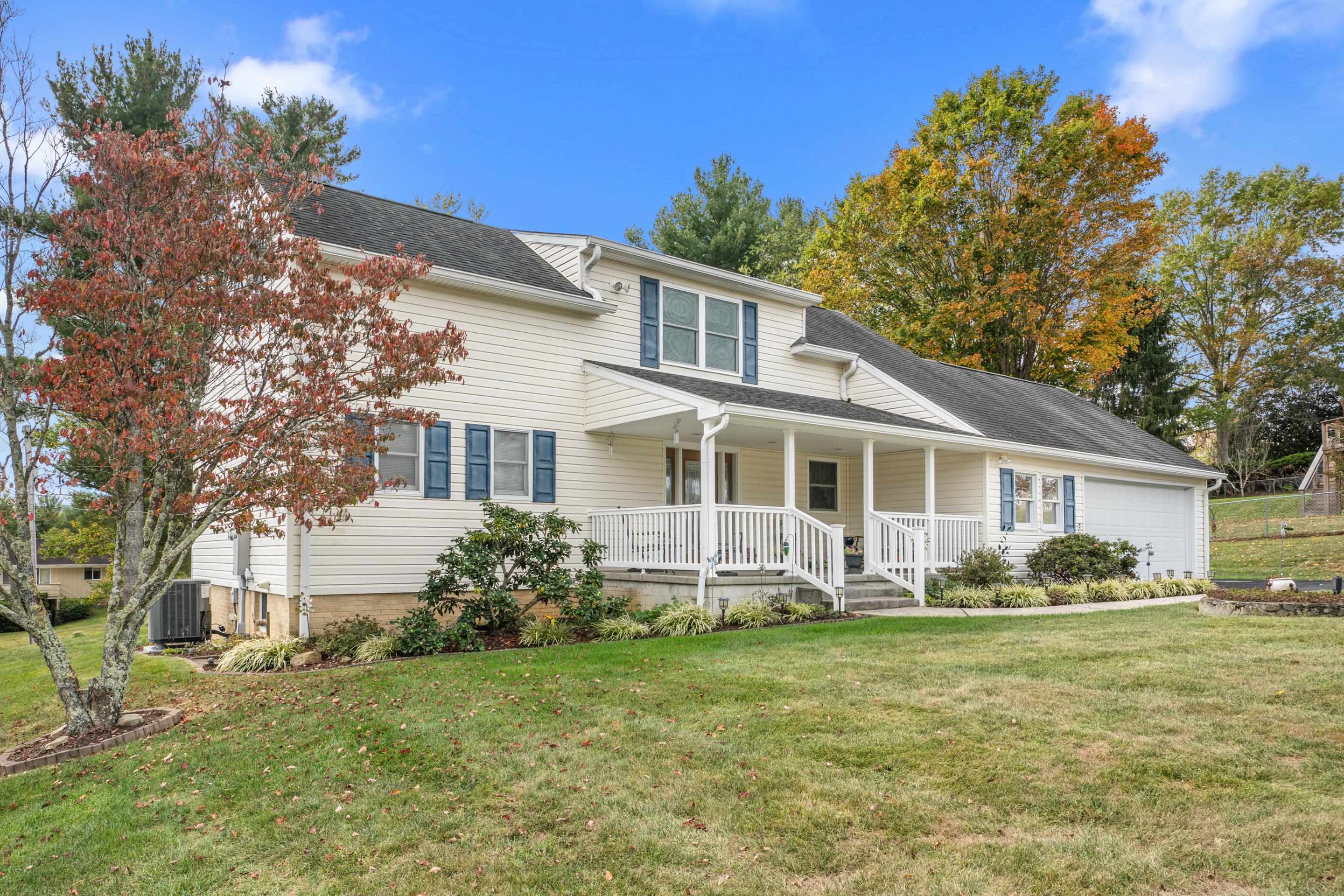 465 Lakeview Drive Wytheville VA 24382