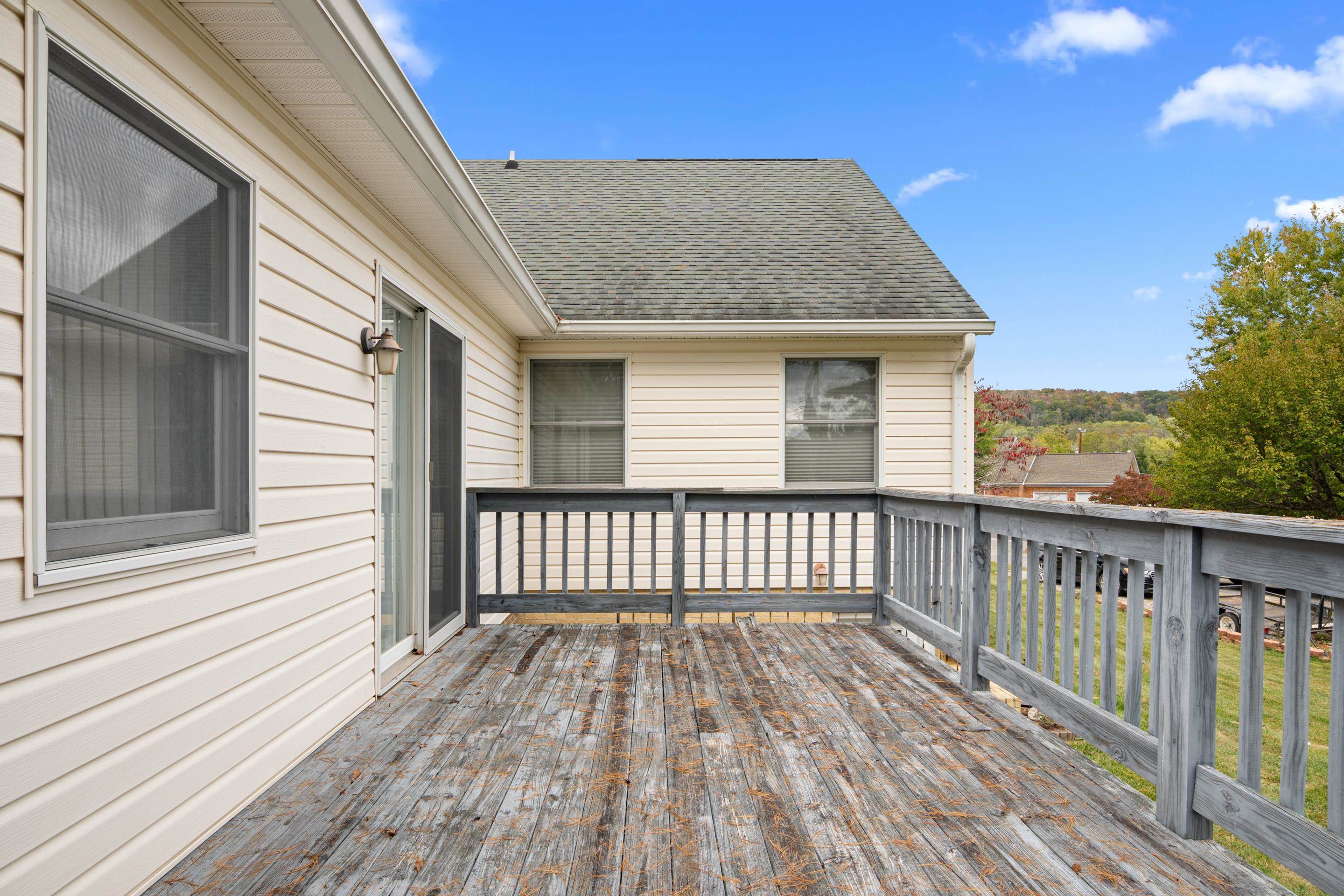 465 Lakeview Drive Wytheville VA 24382