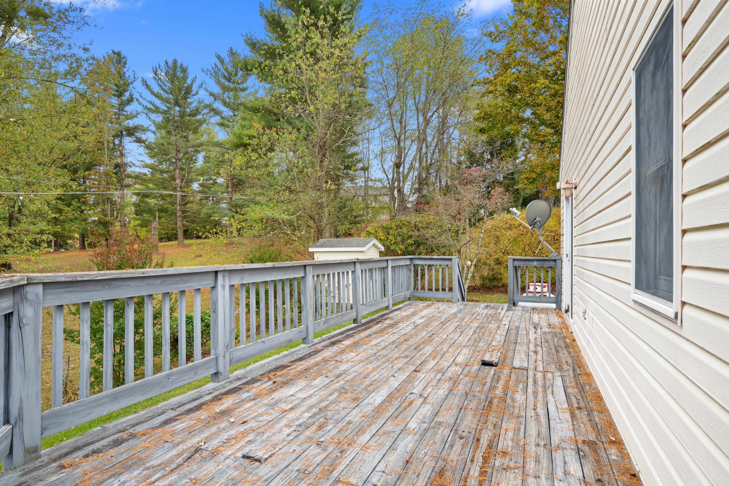 465 Lakeview Drive Wytheville VA 24382