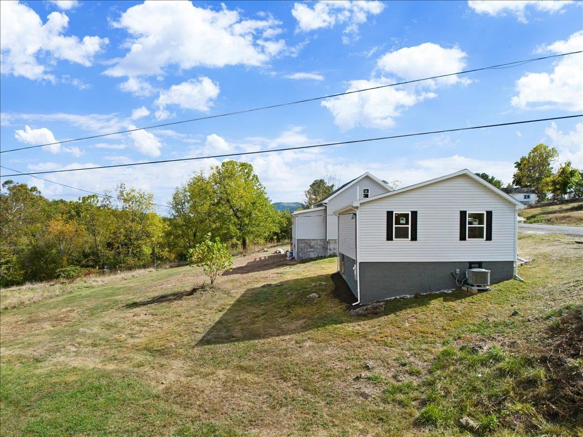 1984 Snider Lane Pulaski VA 24301