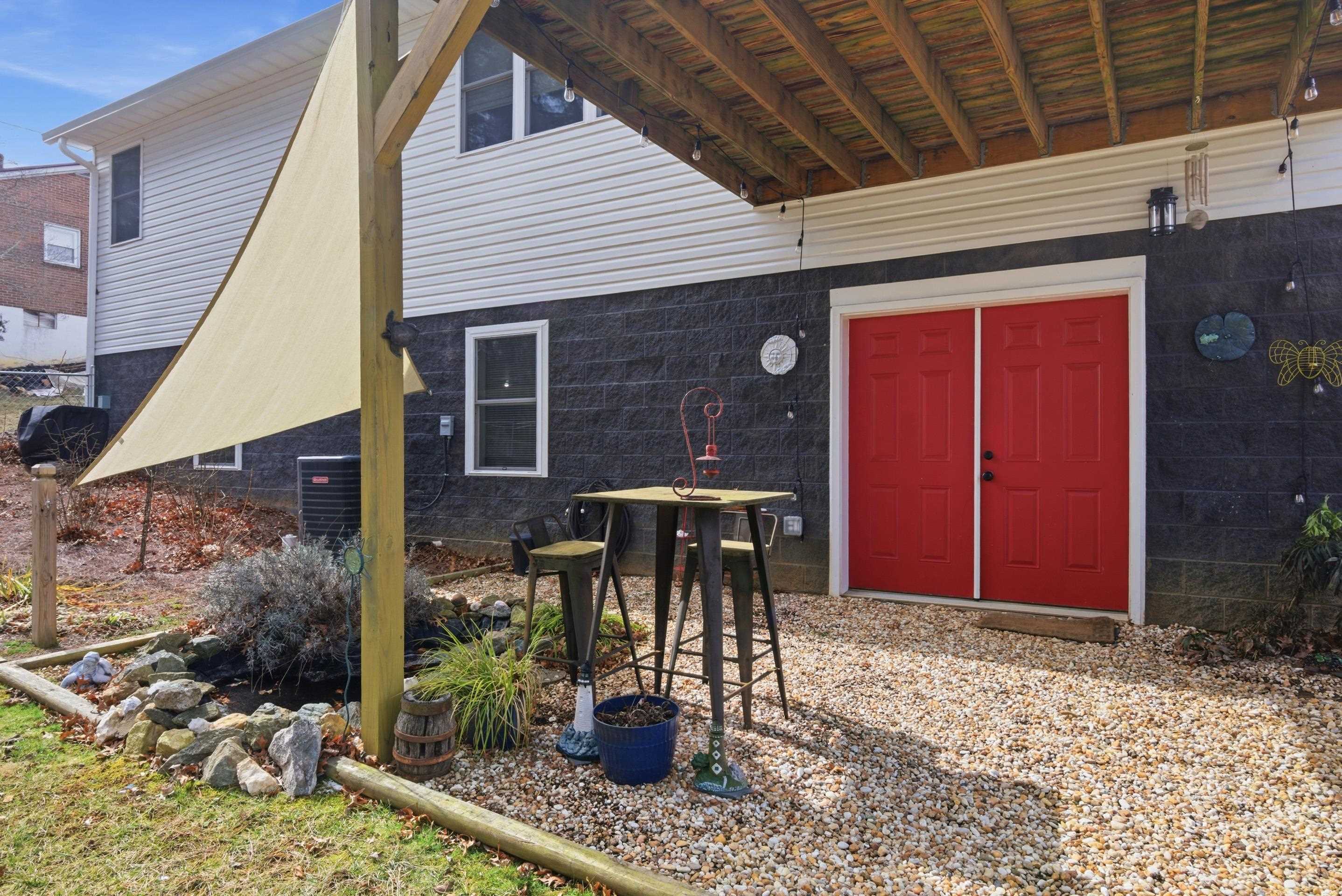 209 Courtland Circle Galax VA 24333