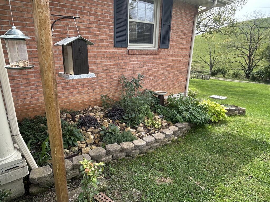 2890 Old Baltimore Road Draper VA 24324