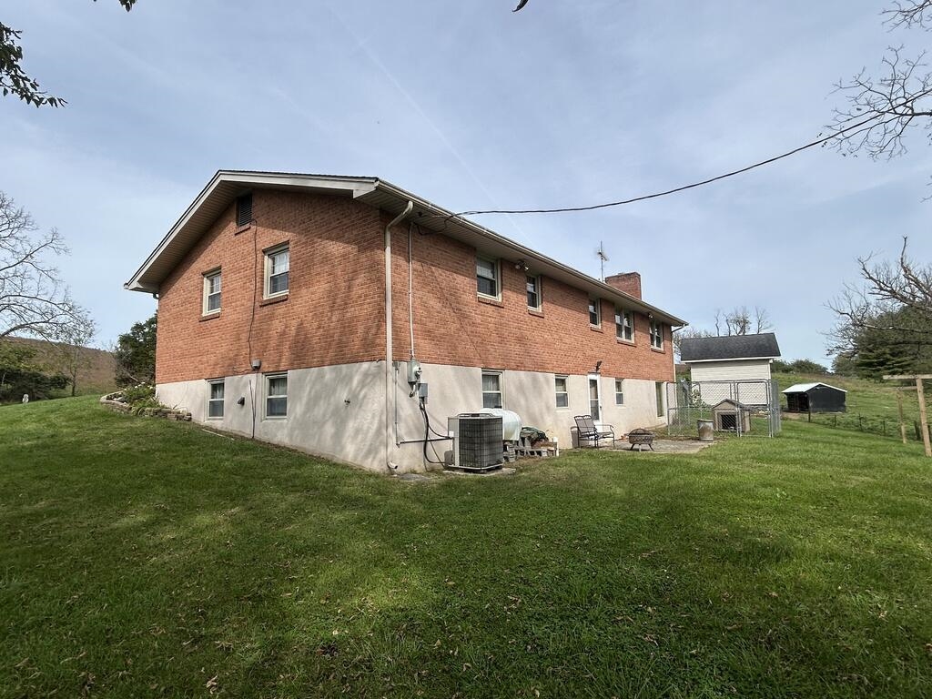 2890 Old Baltimore Road Draper VA 24324