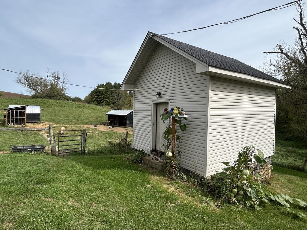 2890 Old Baltimore Road Draper VA 24324