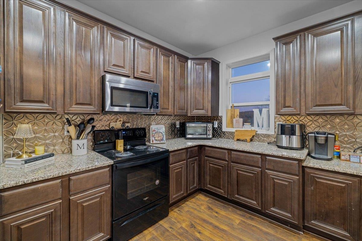 4303 Graysontown Road Radford VA 24141