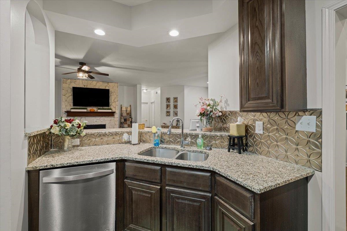 4303 Graysontown Road Radford VA 24141