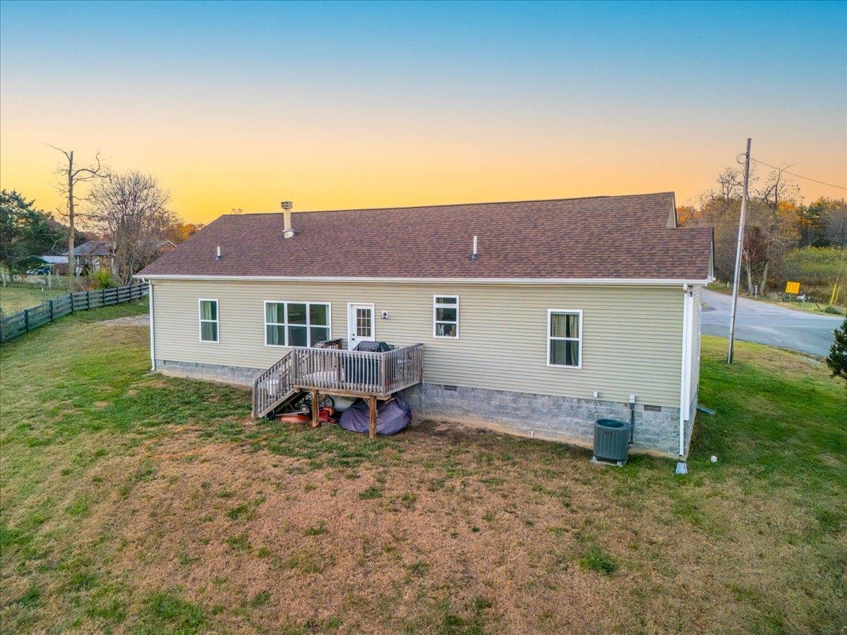 4303 Graysontown Road Radford VA 24141