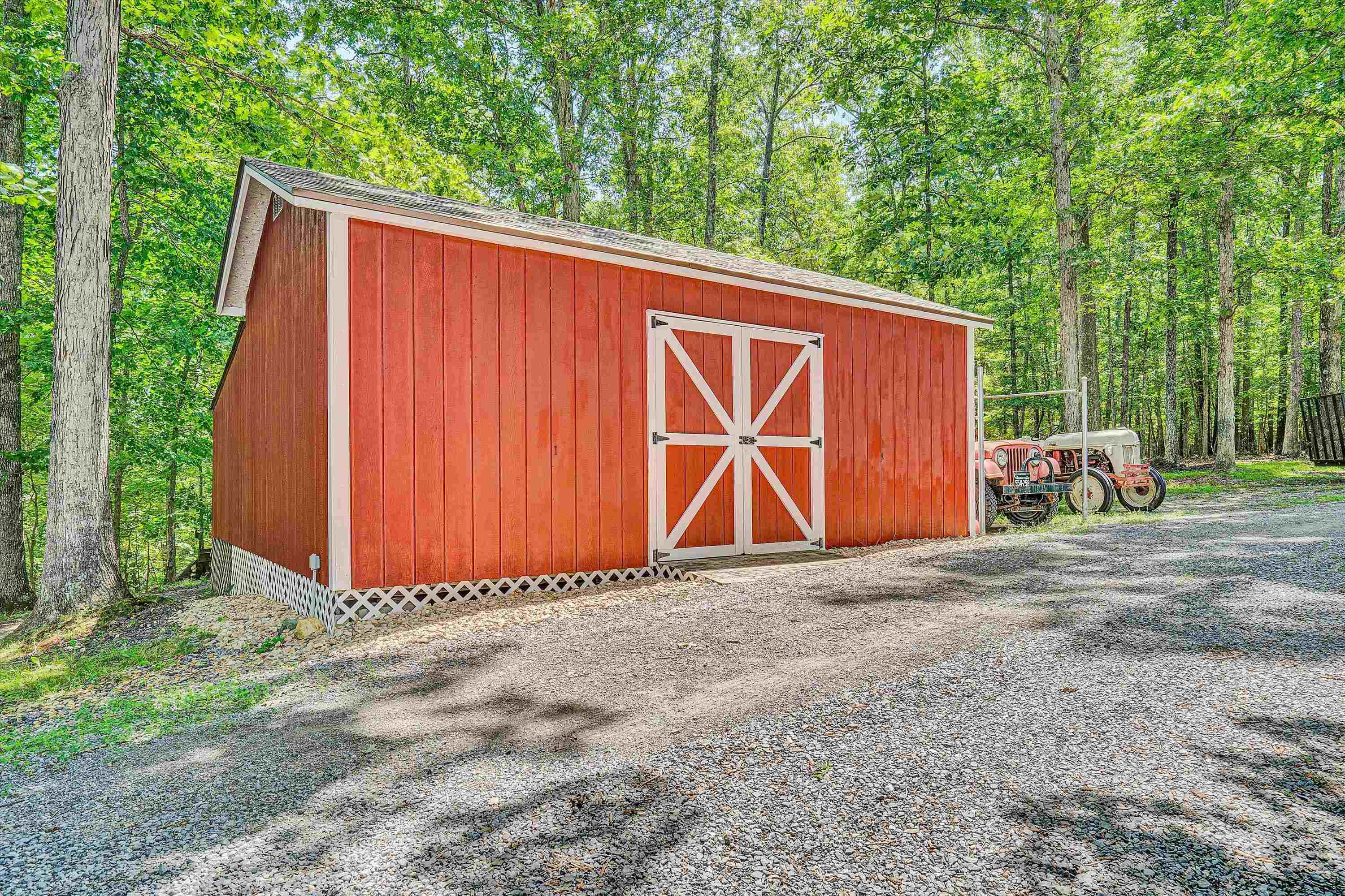 500 Jacksons Flat Common Covington VA 24426