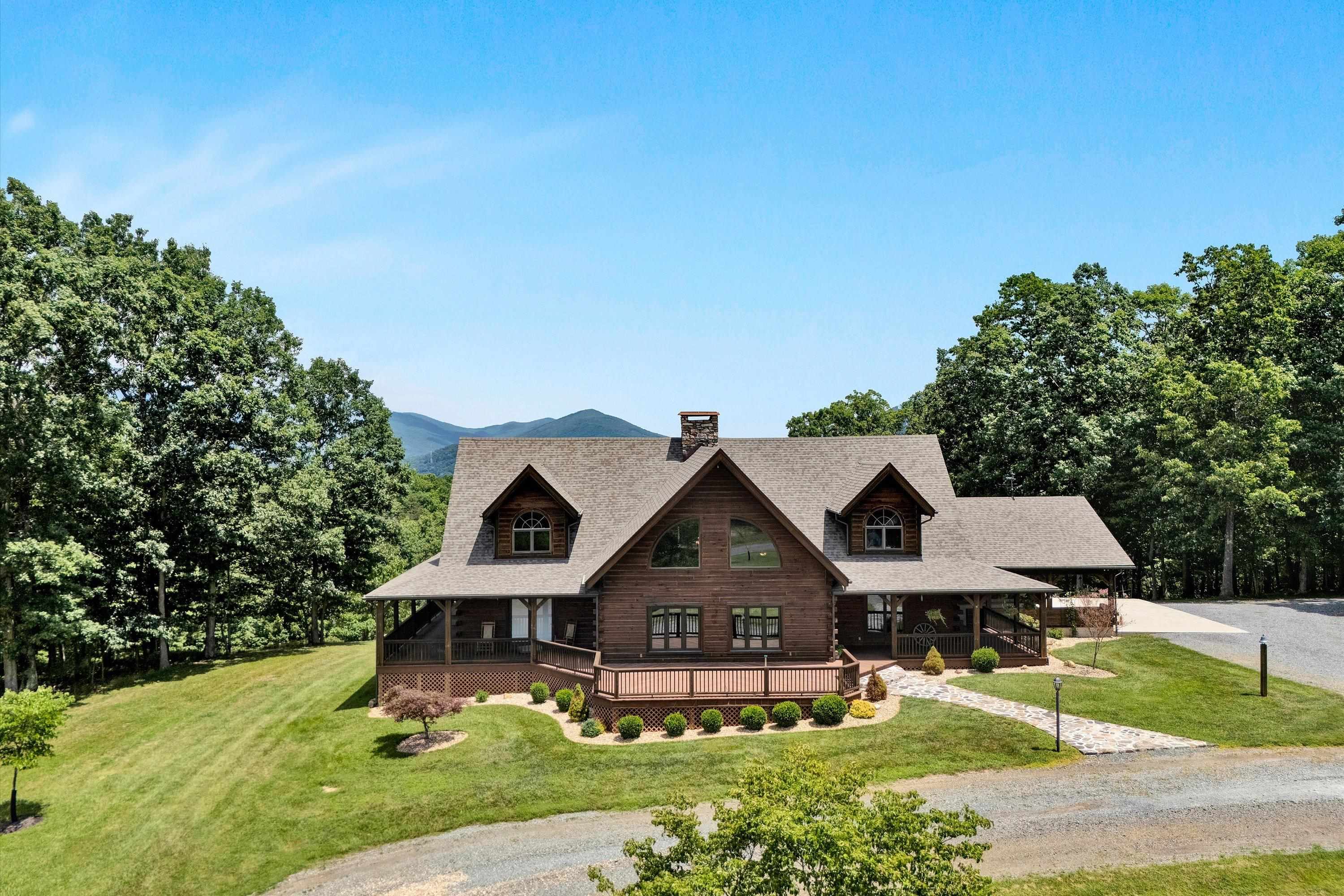500 Jacksons Flat Common Covington VA 24426